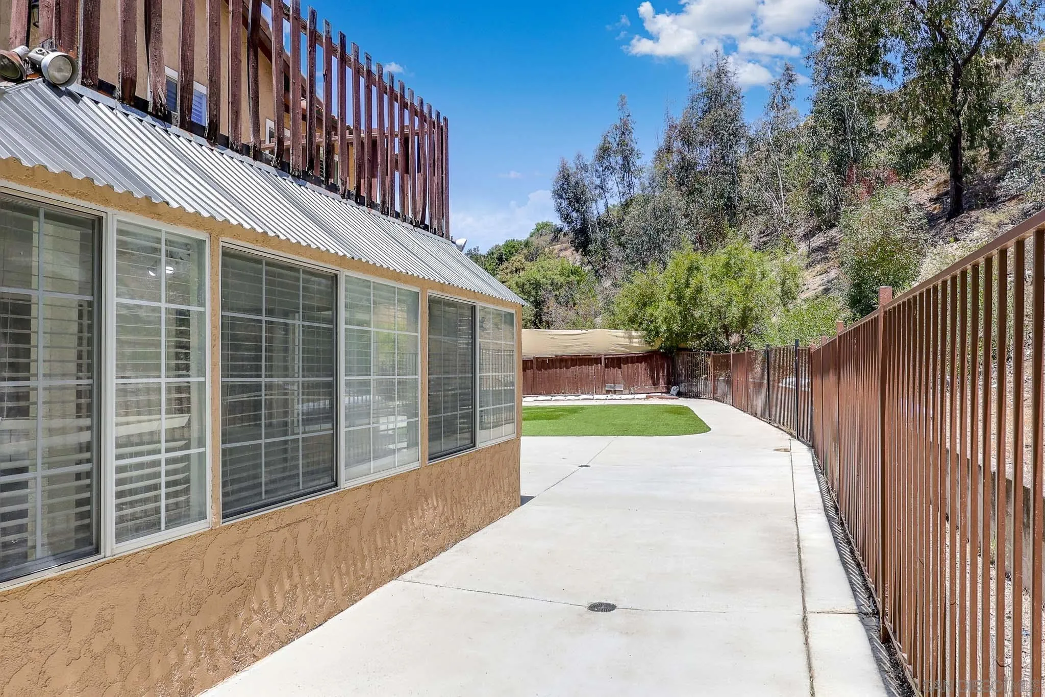 https://cdn.realtyfeed.com/cdn/127/260012336/f24b34ae501a3d5633ded1c51a632b4e.webp