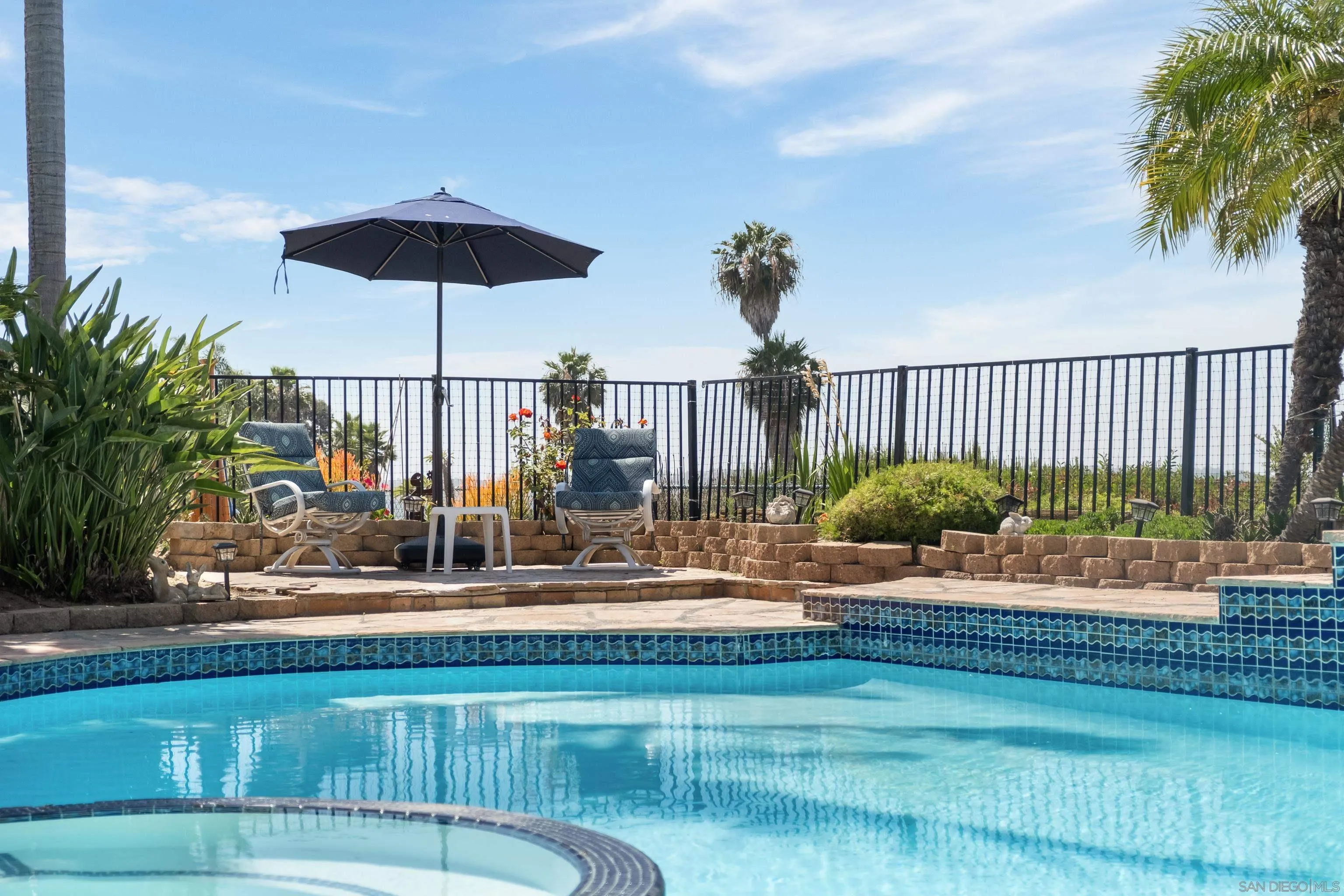 https://cdn.realtyfeed.com/cdn/127/260012342/13f61ddc67f7bd774614022fe972c478.webp