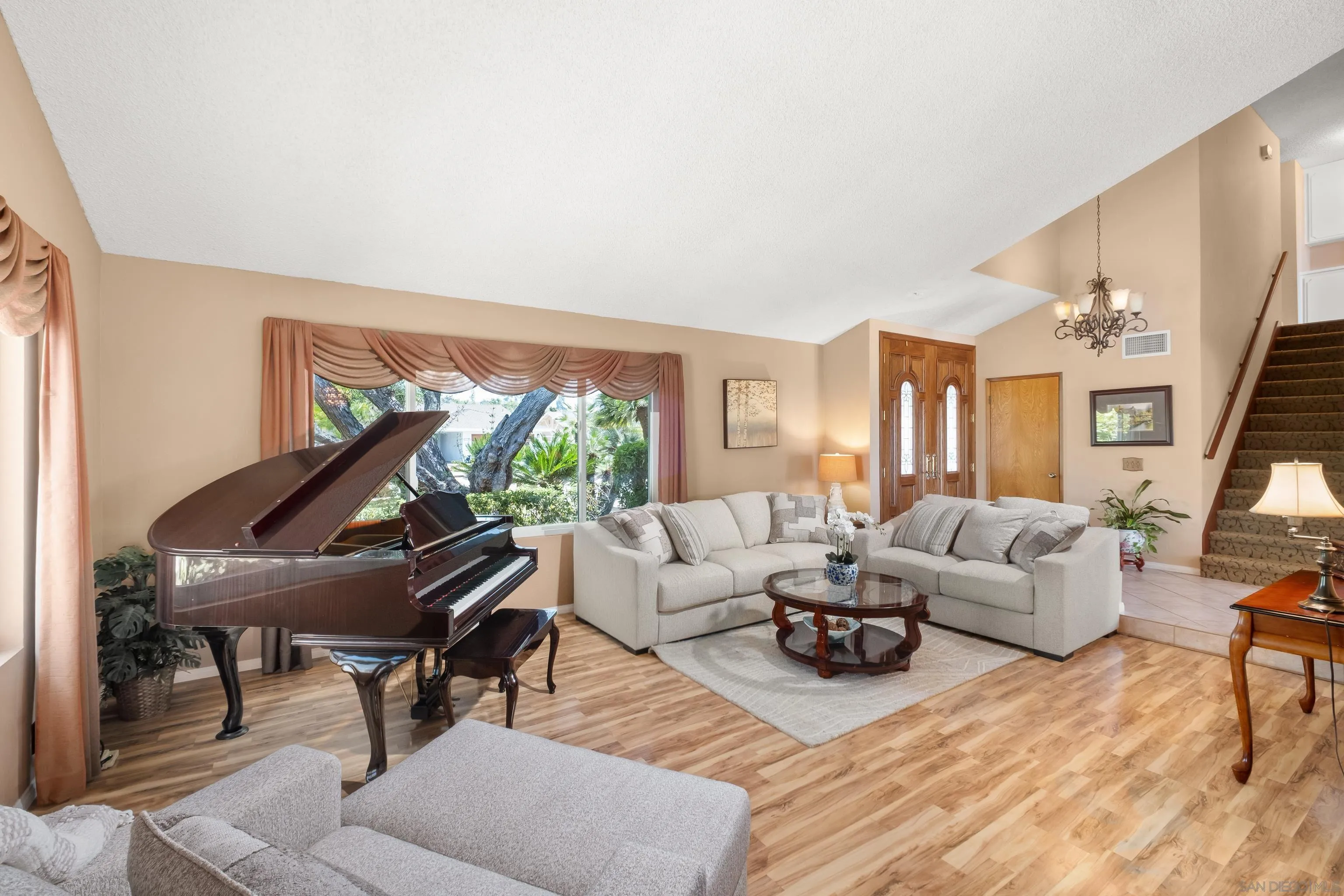 https://cdn.realtyfeed.com/cdn/127/260012342/36c4ea01dc89d2096a871fa88552754c.webp