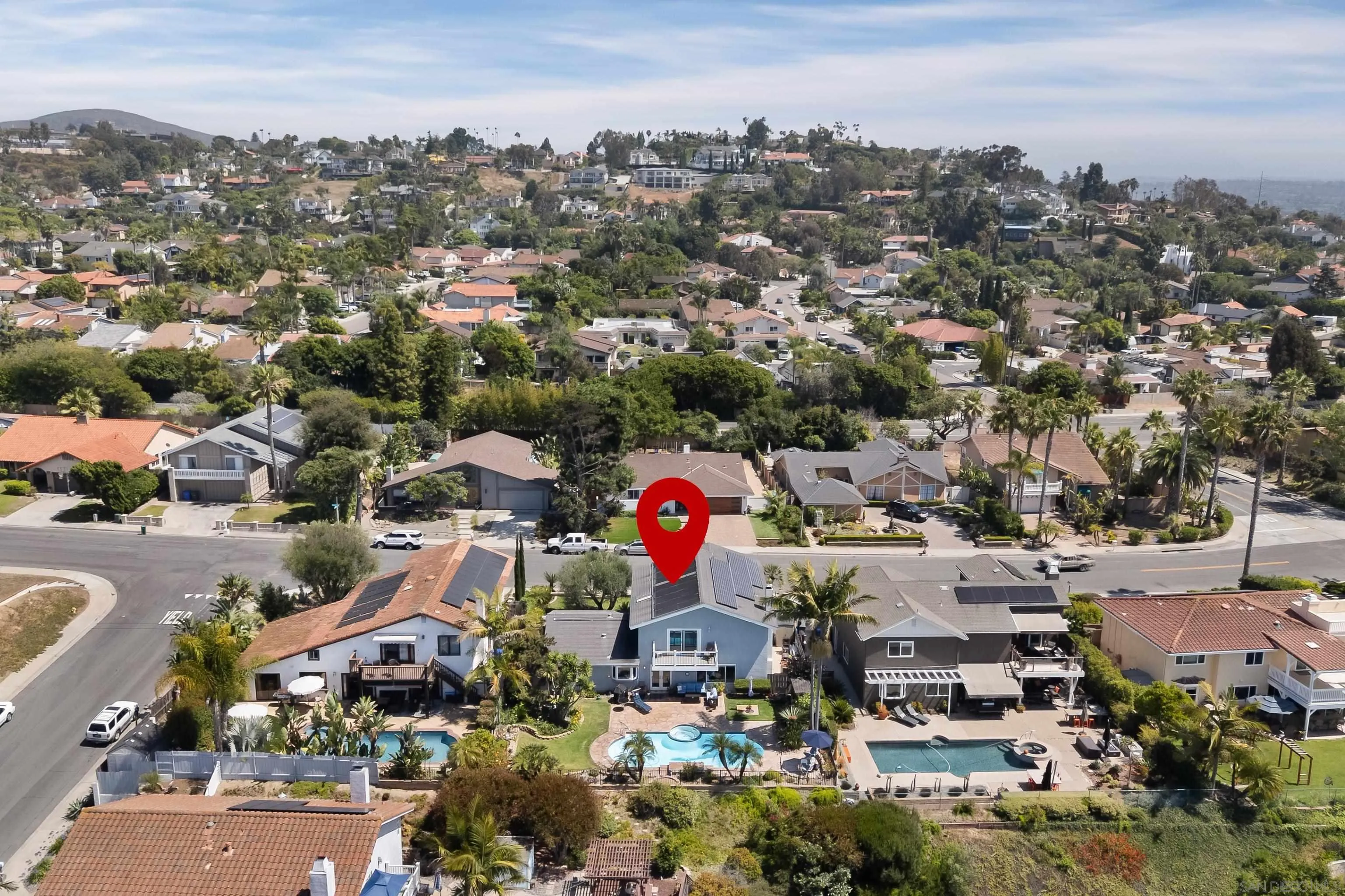https://cdn.realtyfeed.com/cdn/127/260012342/7b5bf00234558c104d9fe7c1e54cb941.webp