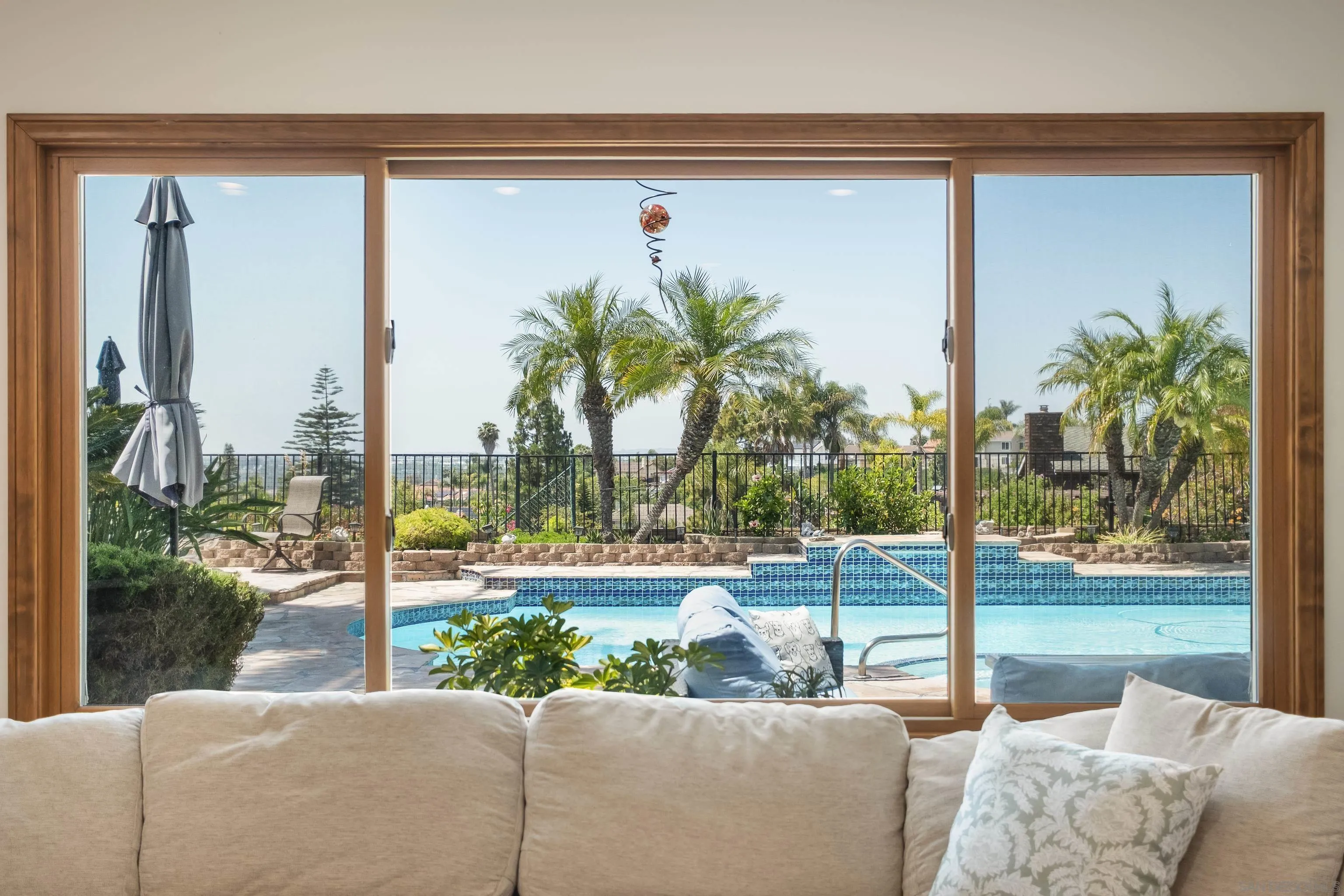https://cdn.realtyfeed.com/cdn/127/260012342/b9bdfdaf3a3f197d373432547642d2b9.webp