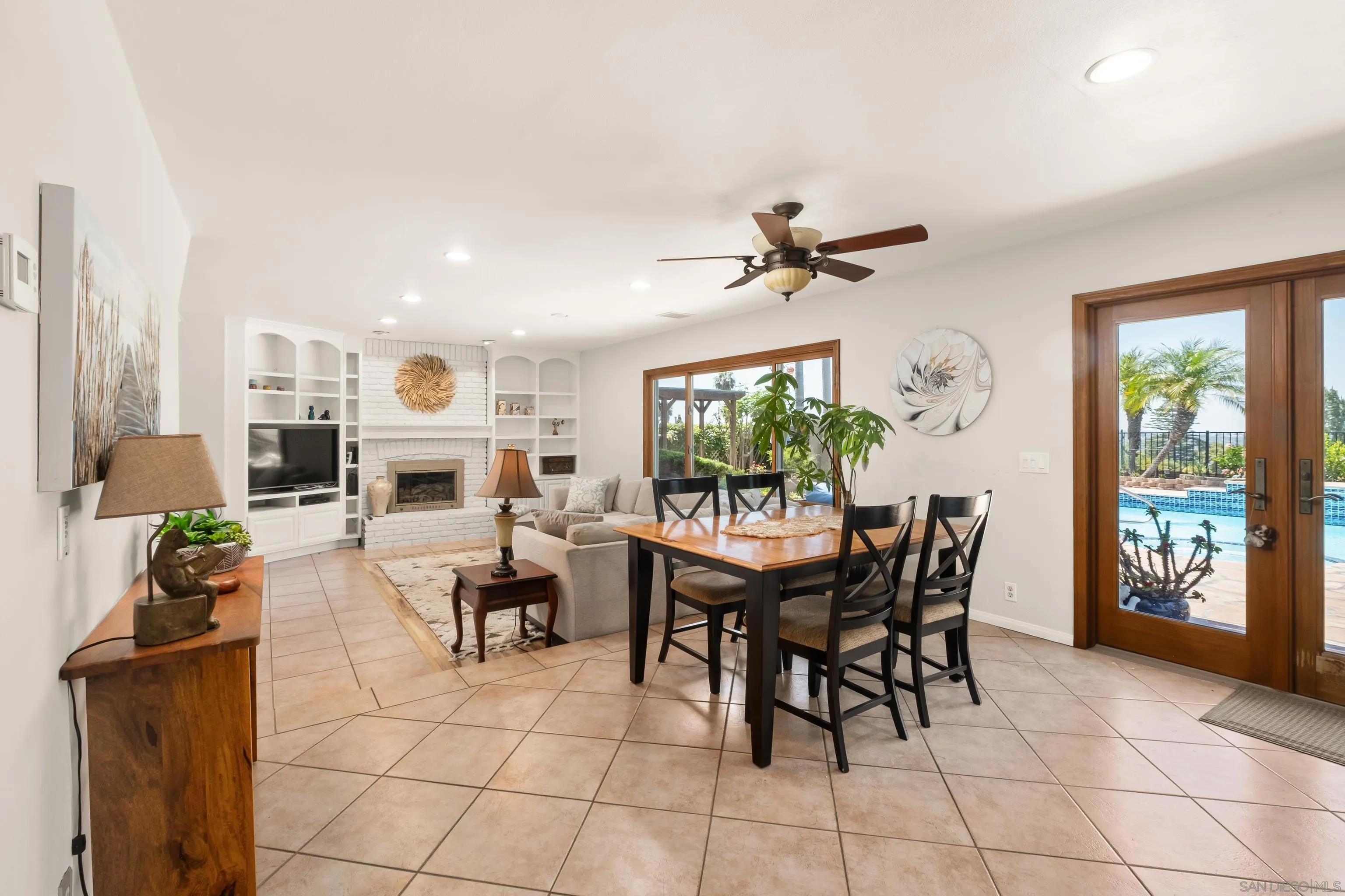 https://cdn.realtyfeed.com/cdn/127/260012342/f30aa0480a47f2fe99d0fac6ed3f9530.webp