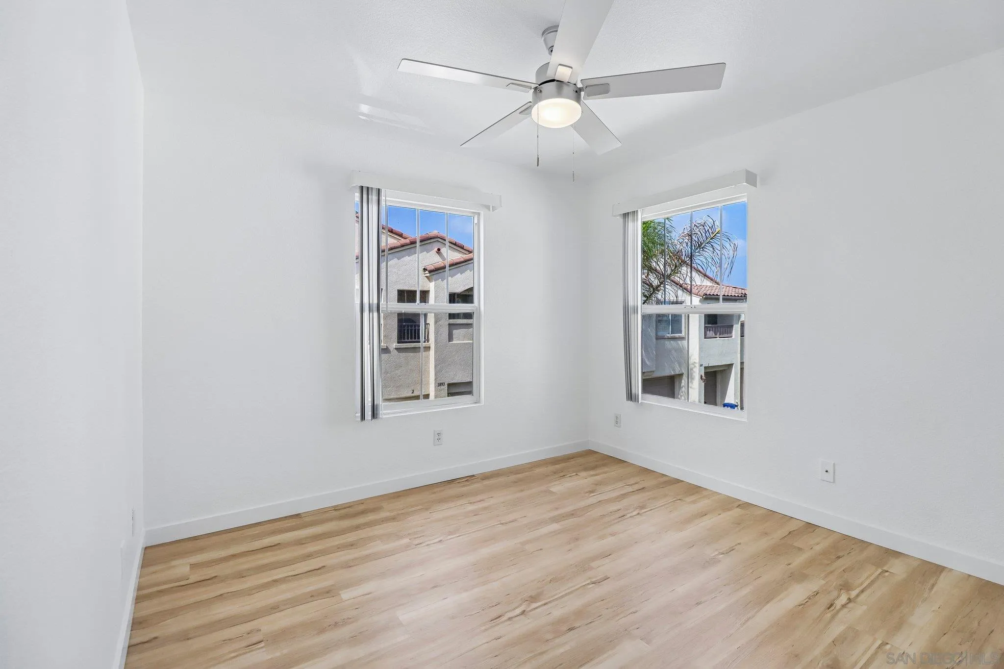 https://cdn.realtyfeed.com/cdn/127/260012344/681b265b0cbe710e8d4bdd4cfefb843b.webp