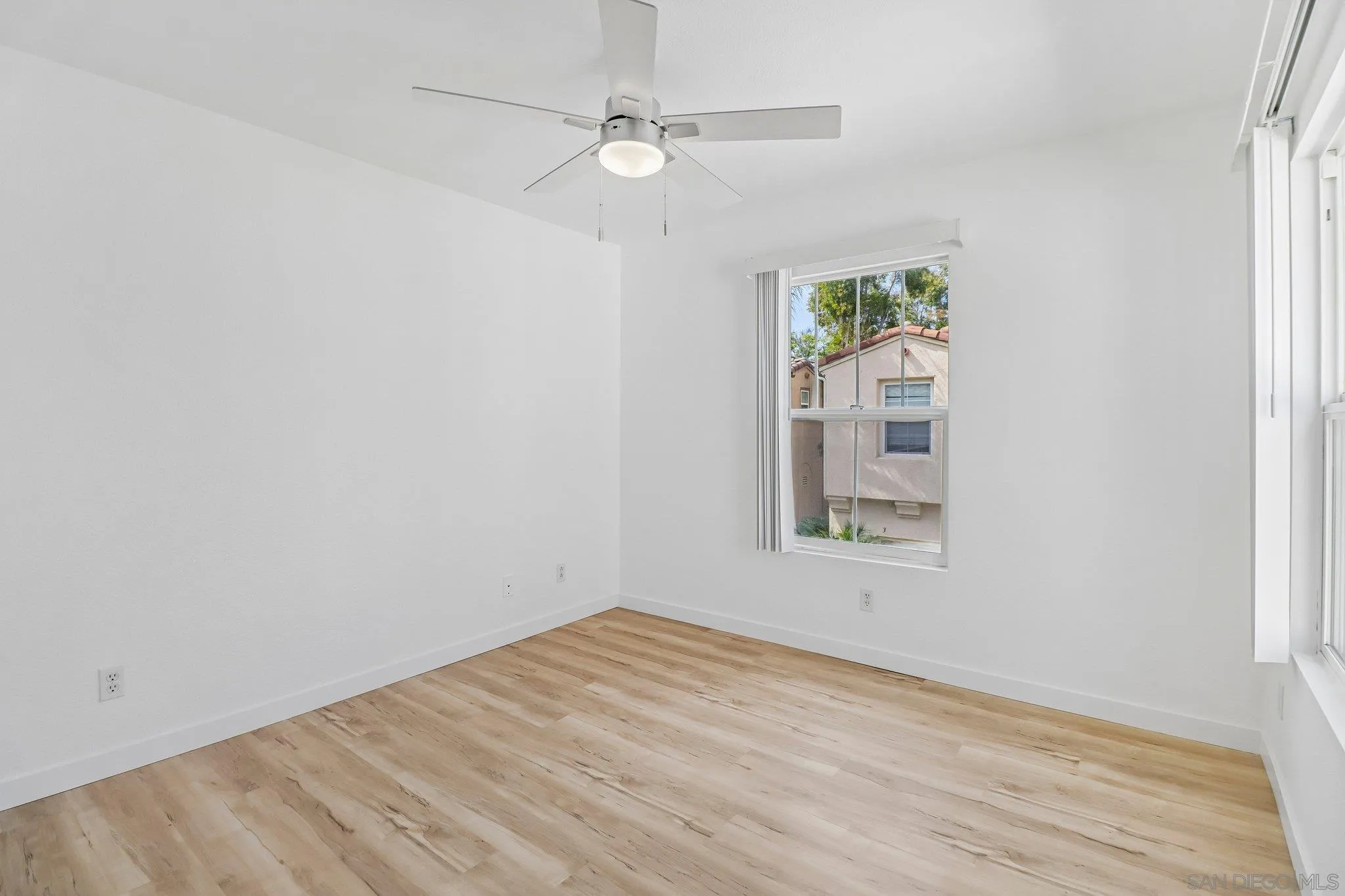 https://cdn.realtyfeed.com/cdn/127/260012344/749d06f0e207a3d099246a5d61fb579a.webp