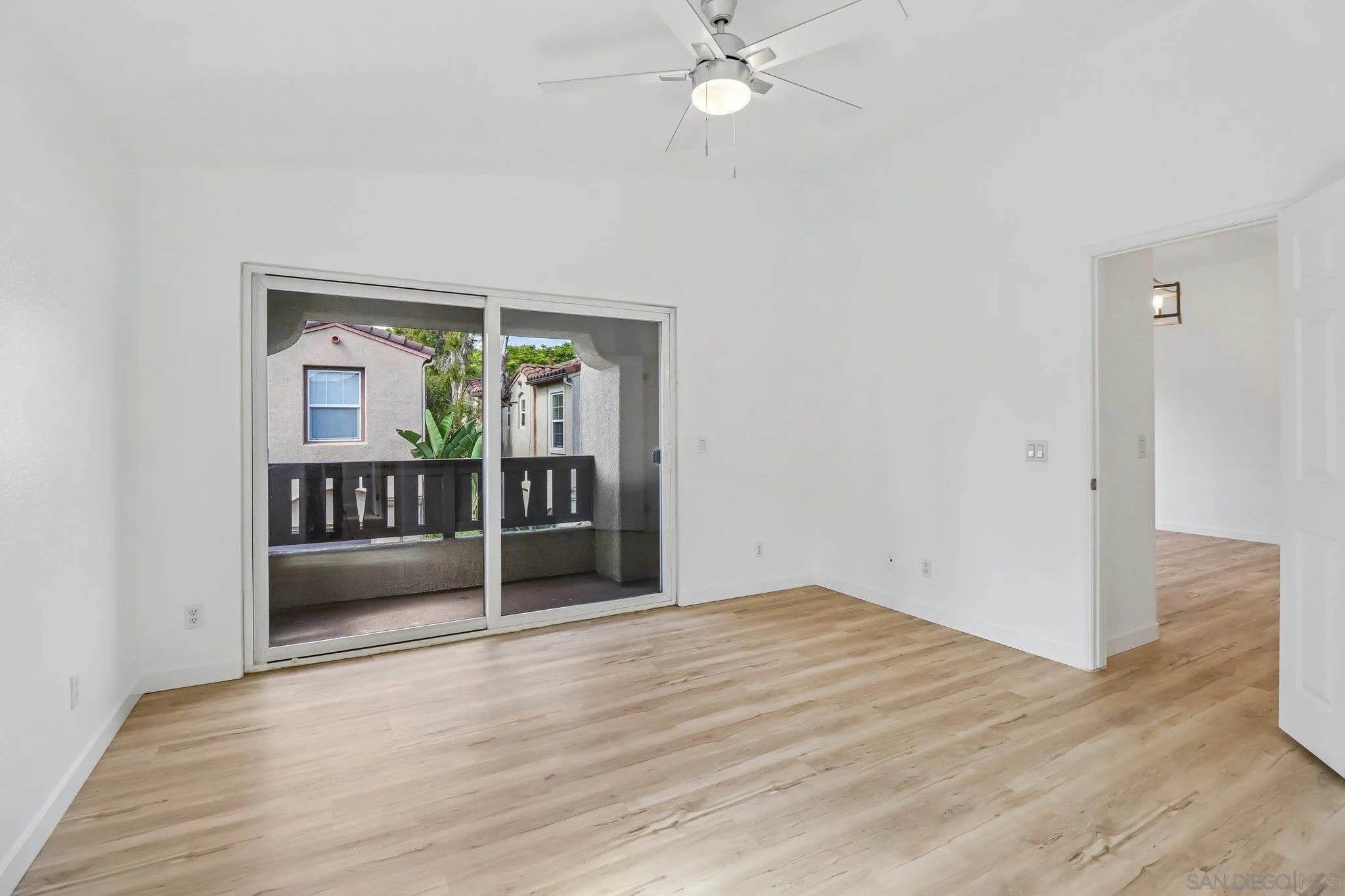 https://cdn.realtyfeed.com/cdn/127/260012344/78fc2d3267c69128b12b0bfe90d94d6f.webp