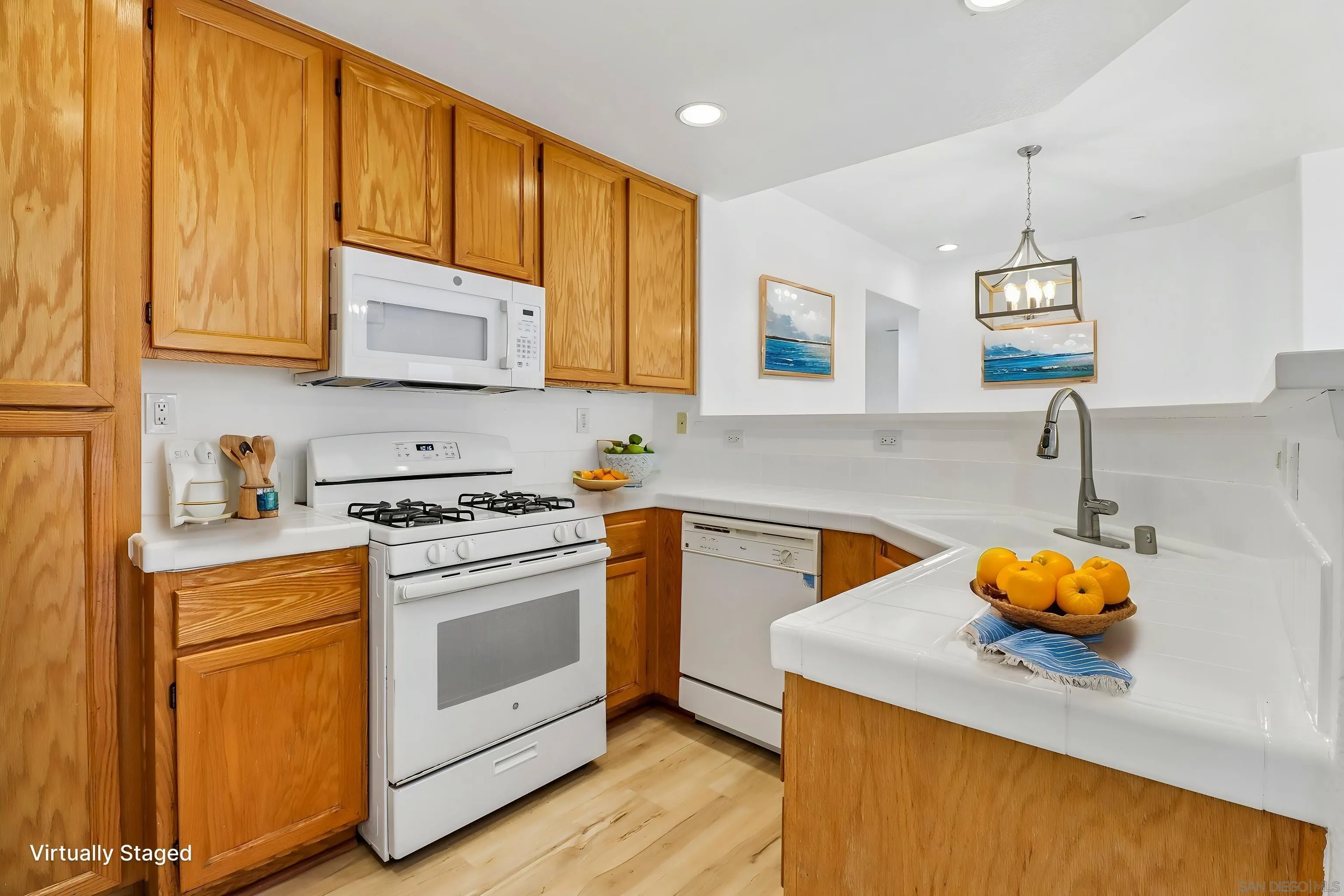 https://cdn.realtyfeed.com/cdn/127/260012344/acb71431e3d0976500a978f00b84ca69.webp