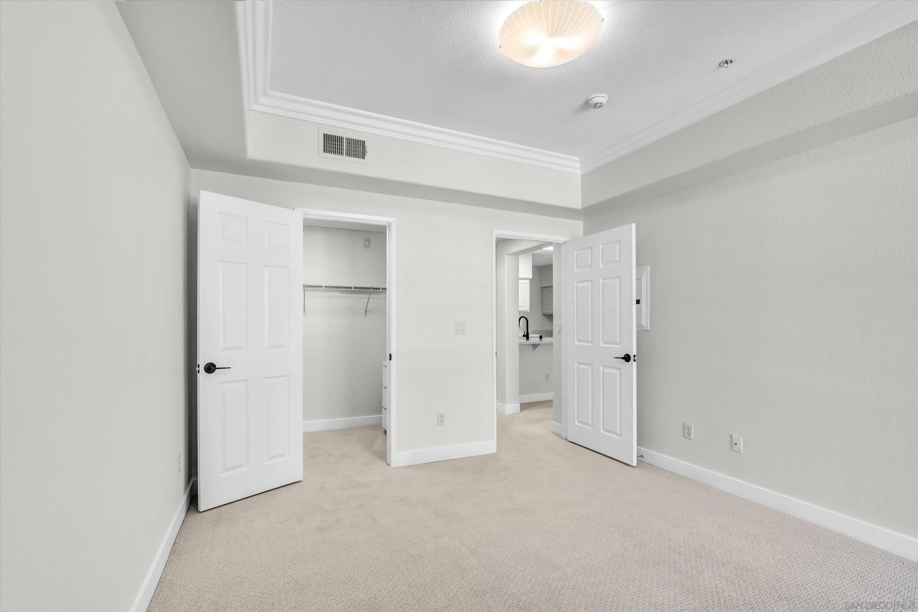 Photo #20: 260012345 Listing: Photo #20
