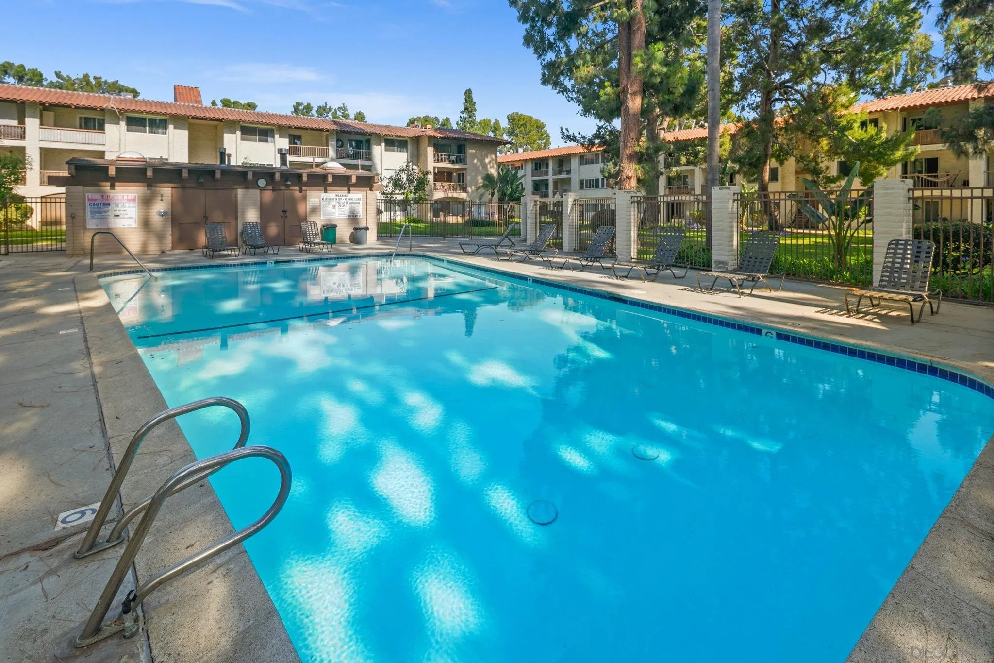 https://cdn.realtyfeed.com/cdn/127/260012346/6a971bc06bc927b6219586301ee8146b.webp