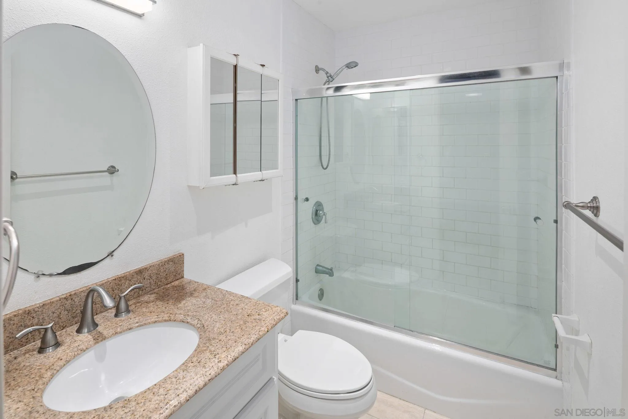 https://cdn.realtyfeed.com/cdn/127/260012346/f06ee1c4bd15cc32ab286f042f1ce7c3.webp
