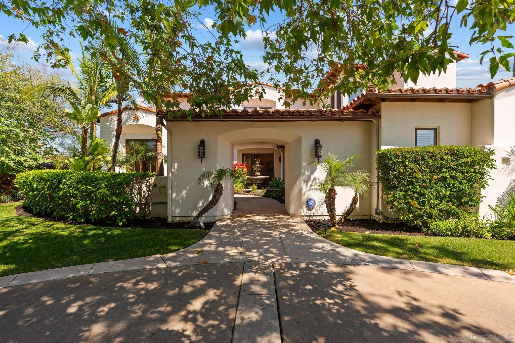 https://cdn.realtyfeed.com/cdn/127/260012348/5c2bcecf7649772367efe10d263b46fe.webp