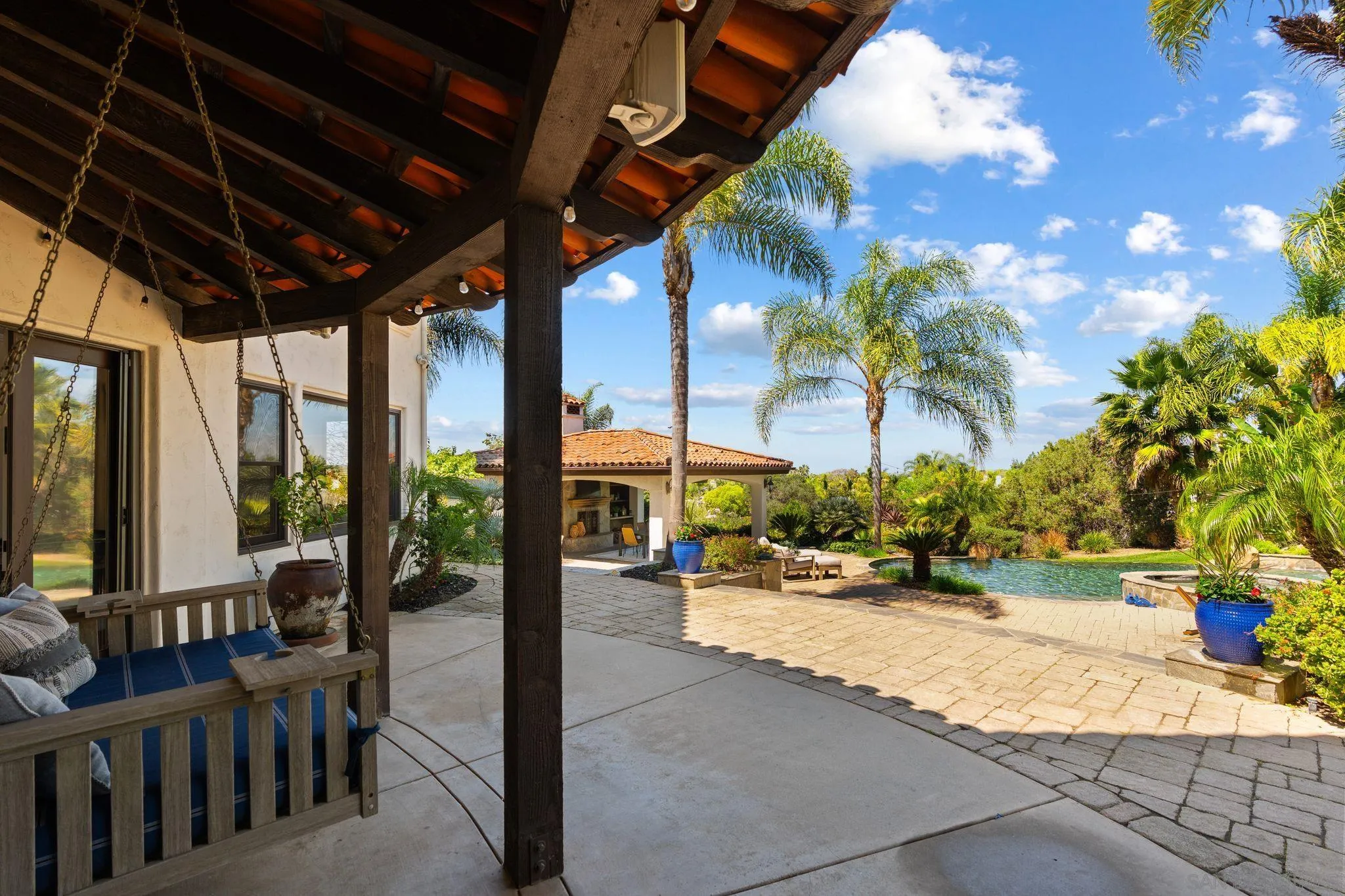 https://cdn.realtyfeed.com/cdn/127/260012348/6dd31930c4f1cfb345d27068cb6e15f4.webp