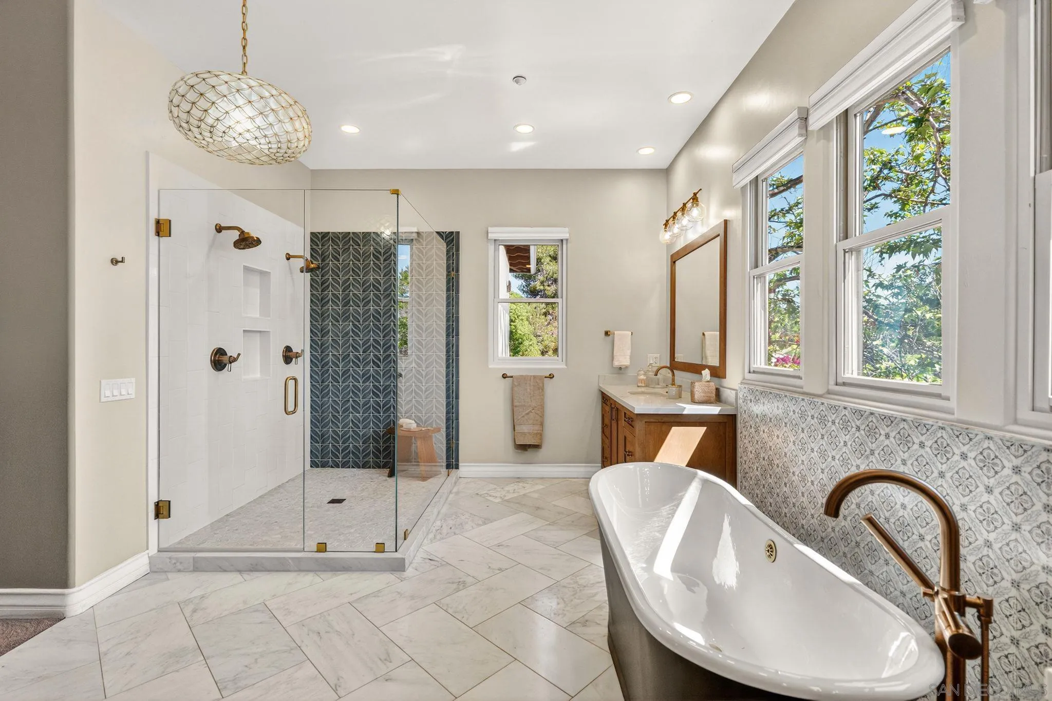https://cdn.realtyfeed.com/cdn/127/260012348/e8aea48f792d6c4054533669e9fb2466.webp