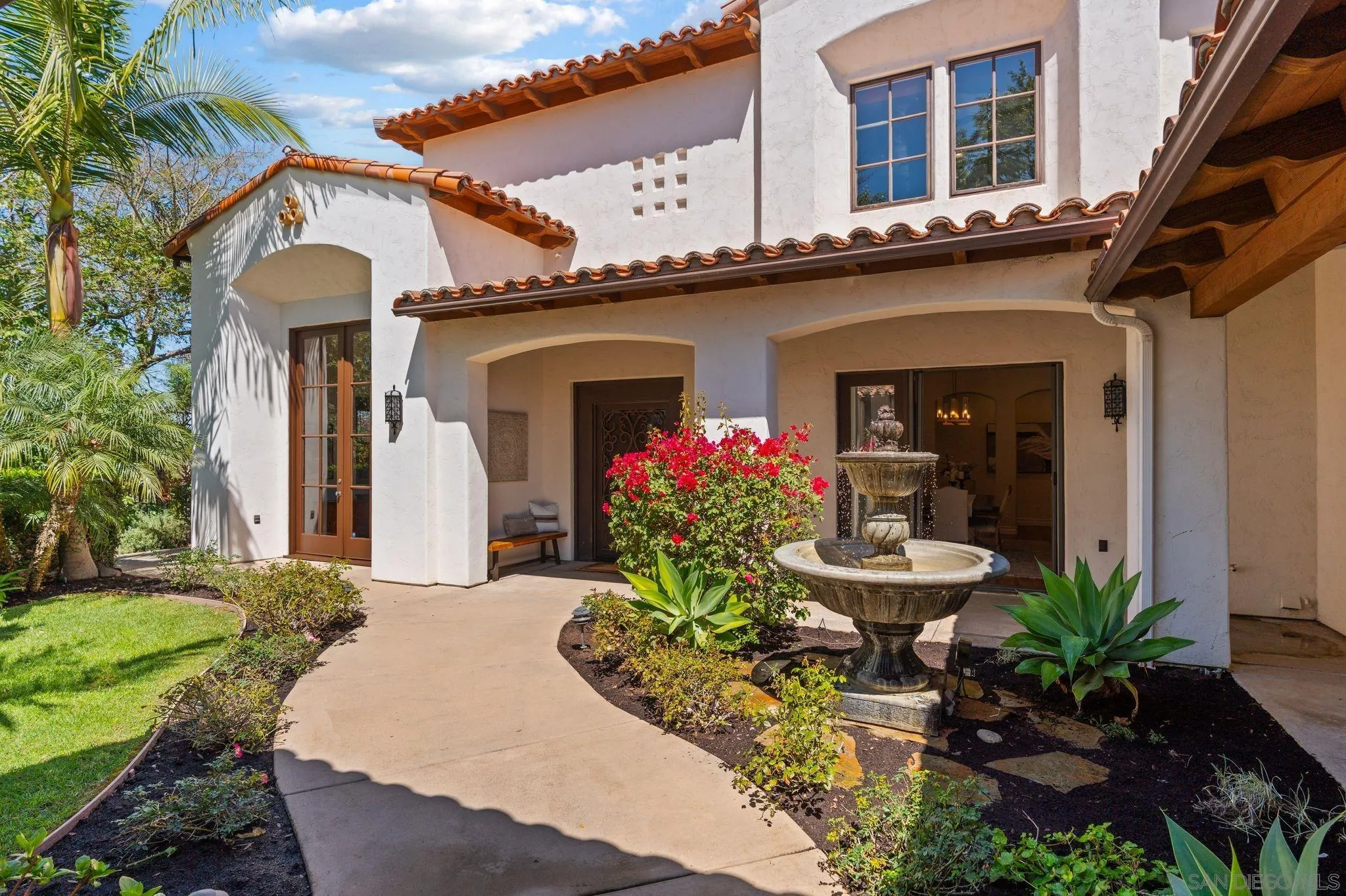 https://cdn.realtyfeed.com/cdn/127/260012348/f0f6b57de337cc38a9756821b5e6d0d8.webp