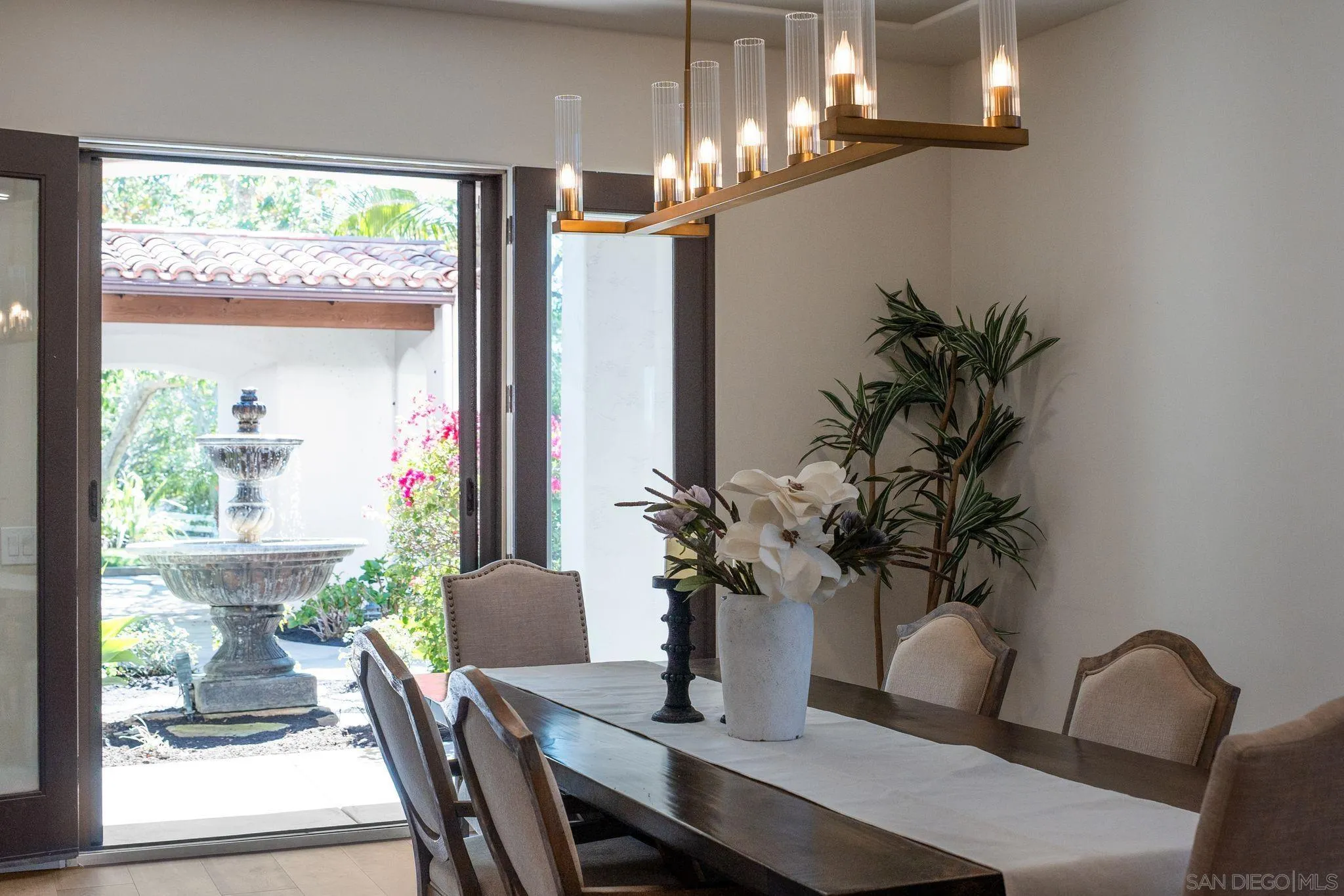 https://cdn.realtyfeed.com/cdn/127/260012348/f4853c7fbfe6d0e0555898e09261981b.webp