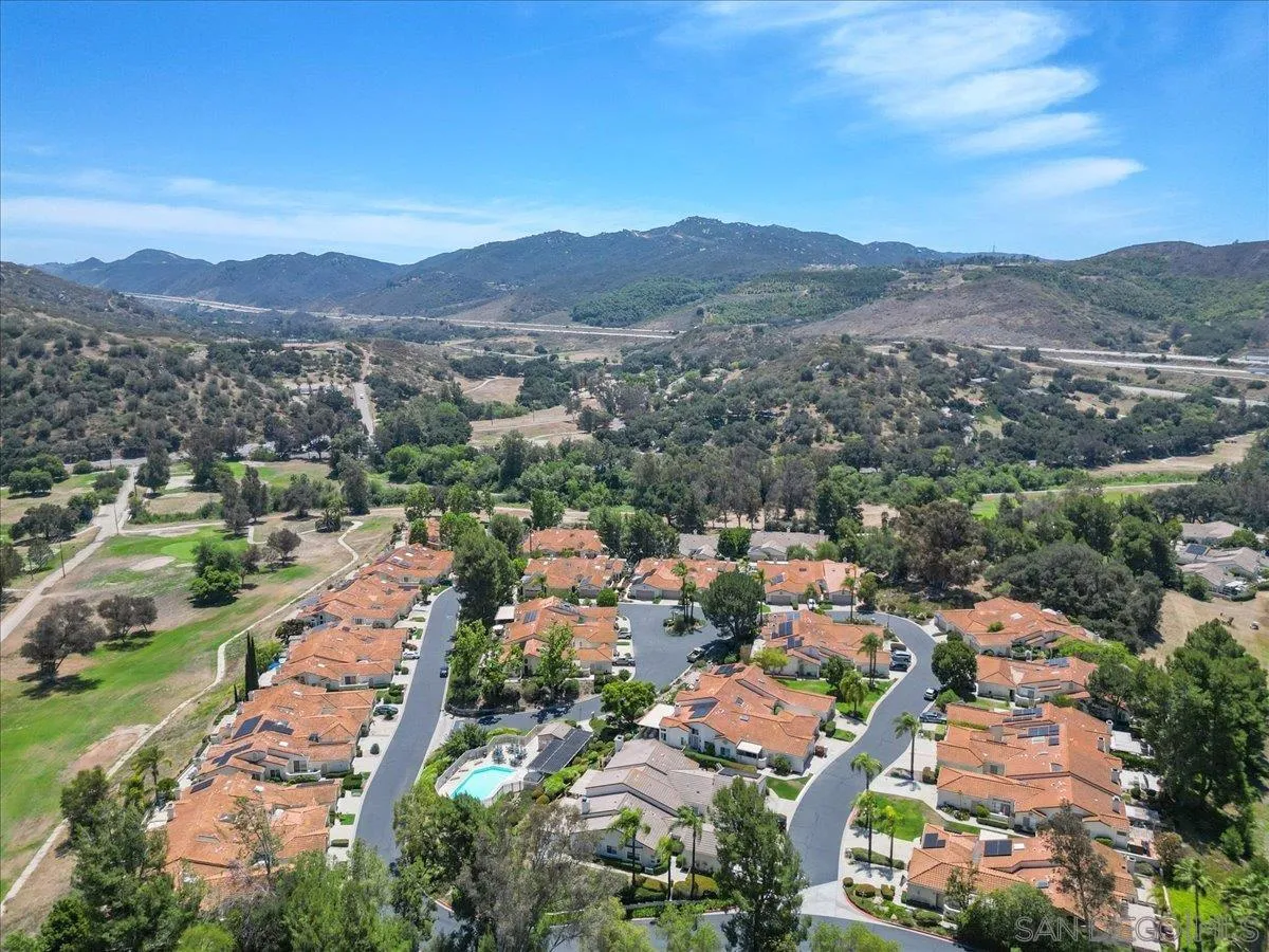 https://cdn.realtyfeed.com/cdn/127/260012349/20883ee59afd0d21caa2a1df08fbe94c.webp