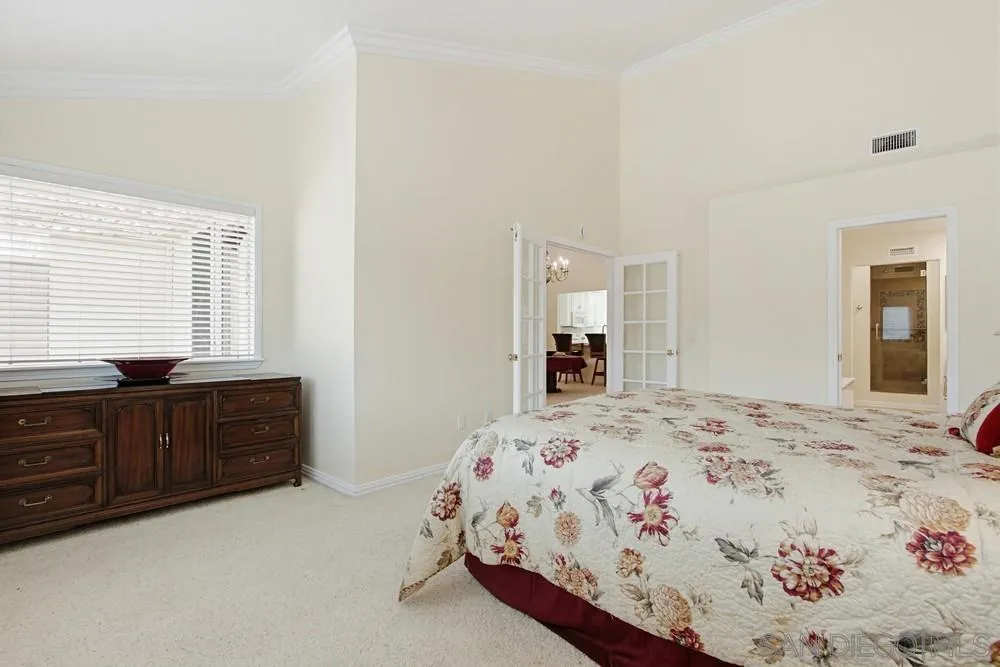 https://cdn.realtyfeed.com/cdn/127/260012349/55b235a73f497c76b02d208f1e332792.webp