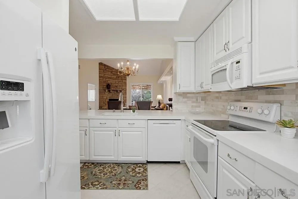 https://cdn.realtyfeed.com/cdn/127/260012349/5a1b5755ac1c6391413797a1659c0c0d.webp