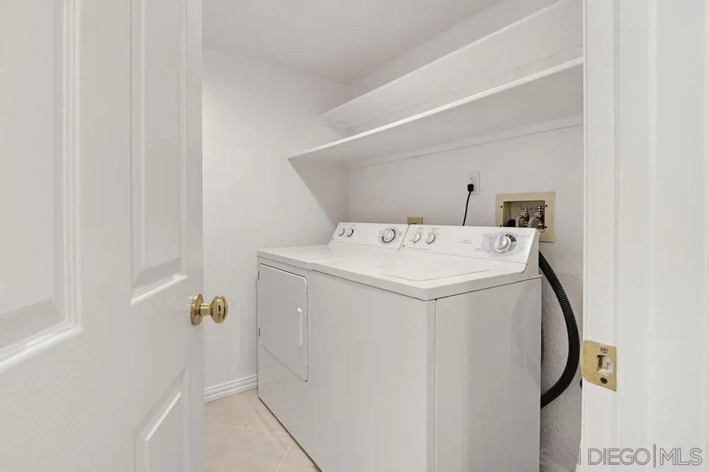 https://cdn.realtyfeed.com/cdn/127/260012349/5e9772bca117fb1b69c5a9de74bbbaf6.webp