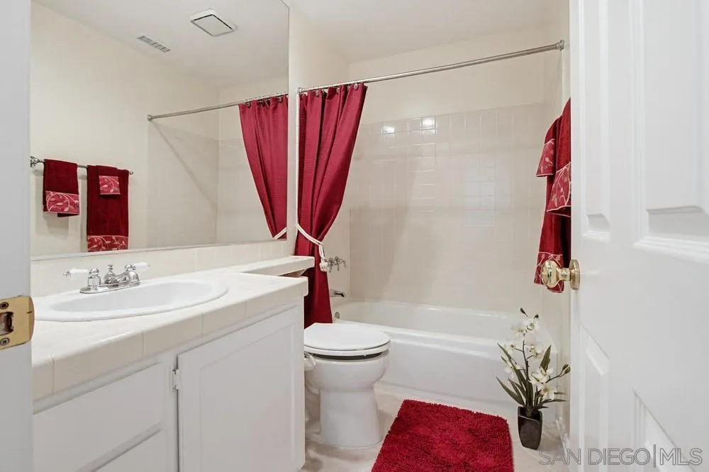 https://cdn.realtyfeed.com/cdn/127/260012349/97317877e0bdcf153c59f34a26392022.webp