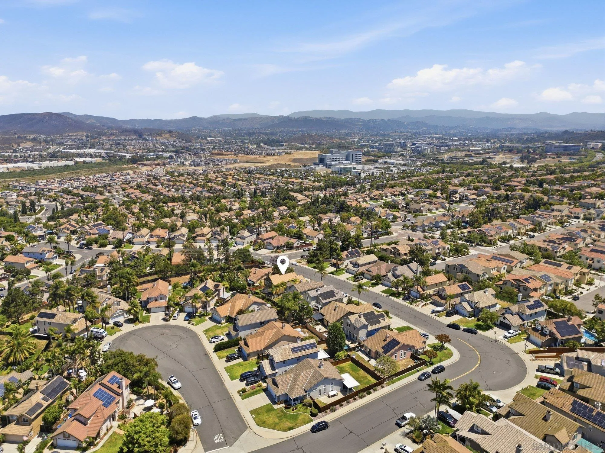 https://cdn.realtyfeed.com/cdn/127/260012354/97f660019238c9533a0fe5d97666d24e.webp