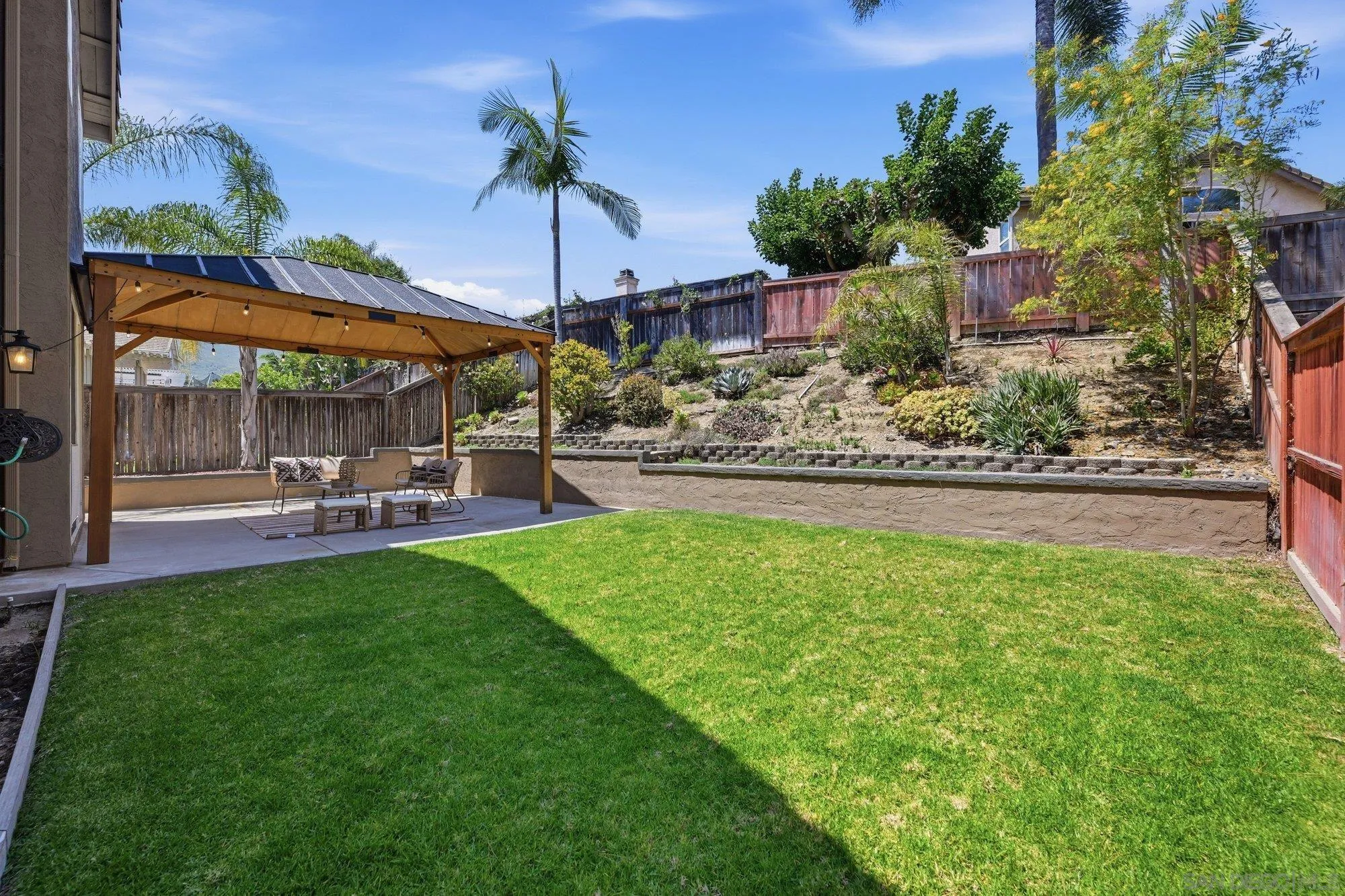 https://cdn.realtyfeed.com/cdn/127/260012354/daf7d7c7e7ab4c12cd327d0162ee3a3d.webp