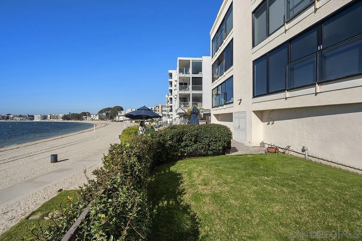 Photo #53: 260012355 Listing: Photo #53