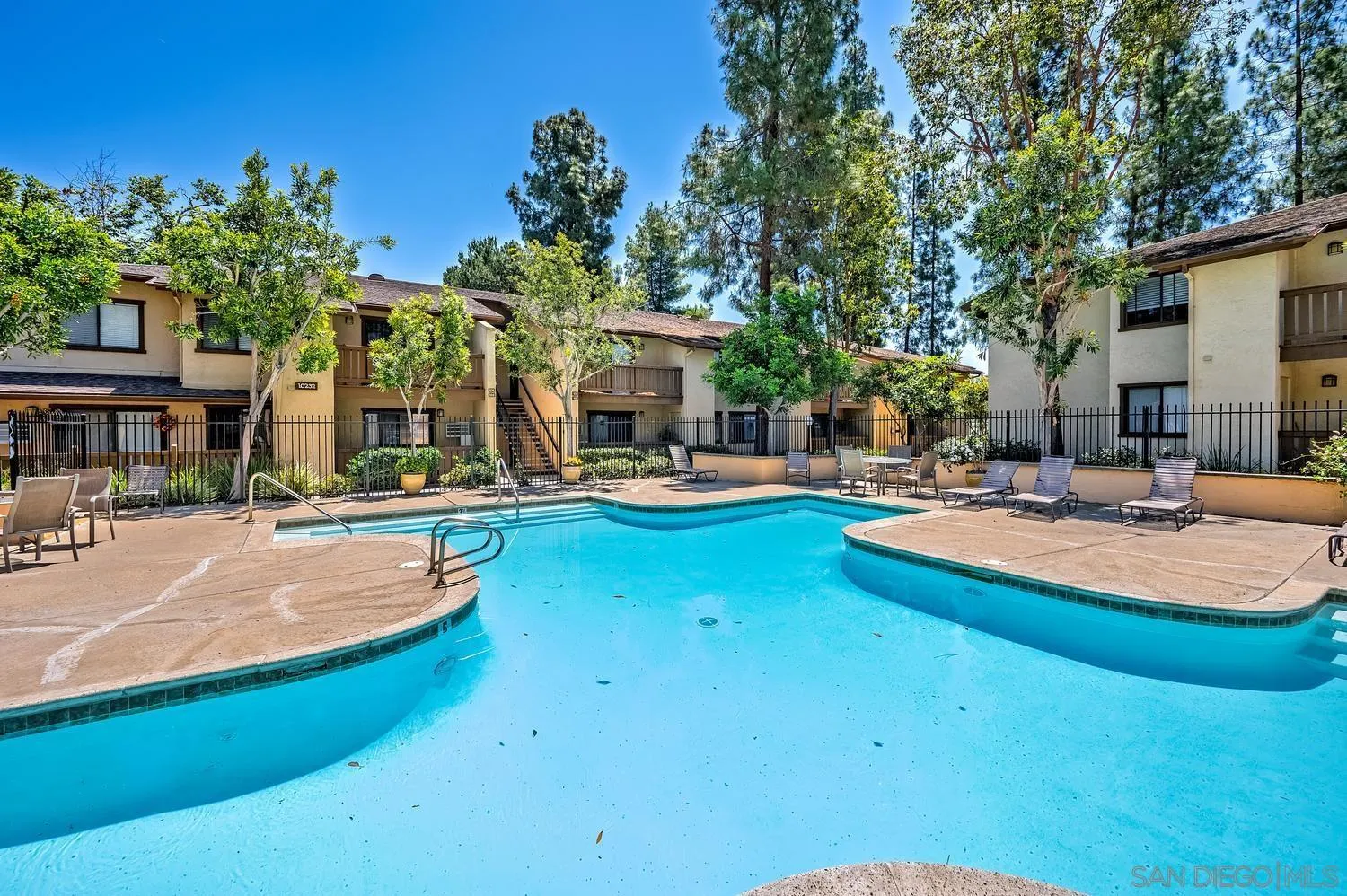 Photo #25: 260012358 Listing: Photo #25