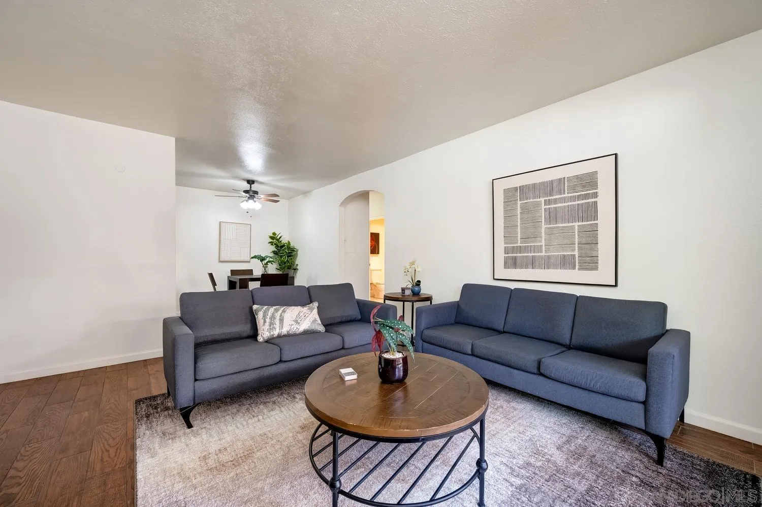 Photo #6: 260012358 Listing: Photo #6