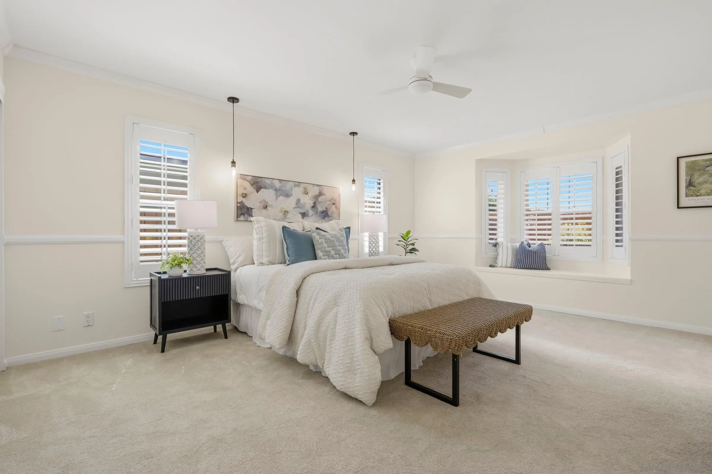 https://cdn.realtyfeed.com/cdn/127/260012364/076e16674ef420685bc0375182ca3a45.webp