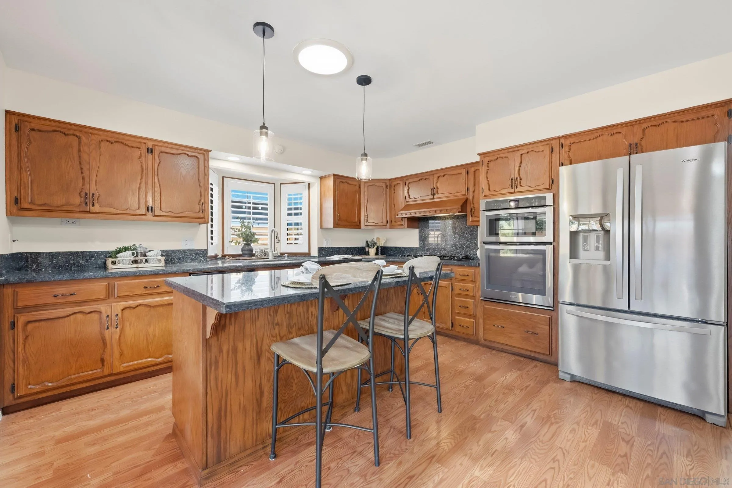 https://cdn.realtyfeed.com/cdn/127/260012364/27b51fba1e2f9b96178754fa550fb5bc.webp