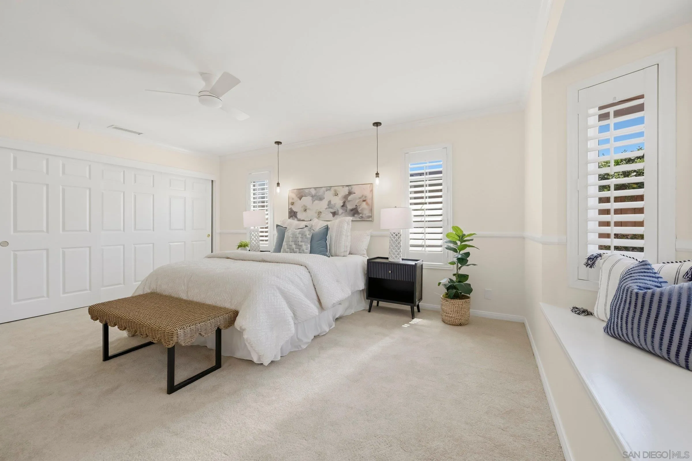 https://cdn.realtyfeed.com/cdn/127/260012364/34da06eb2dd7c40d88f0281469d2420e.webp