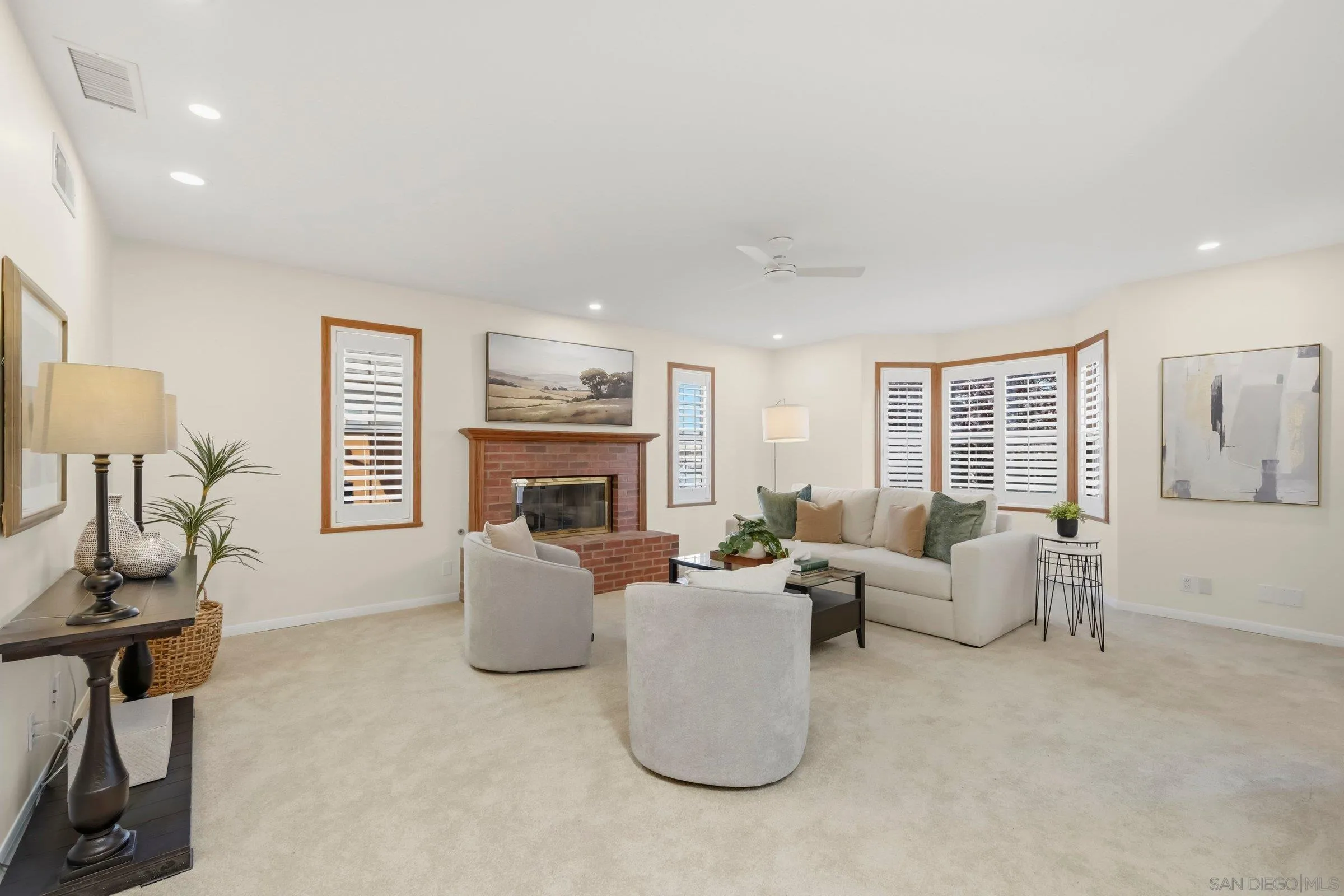 https://cdn.realtyfeed.com/cdn/127/260012364/47b0e6808665f797c95ed2d76c6e5c08.webp
