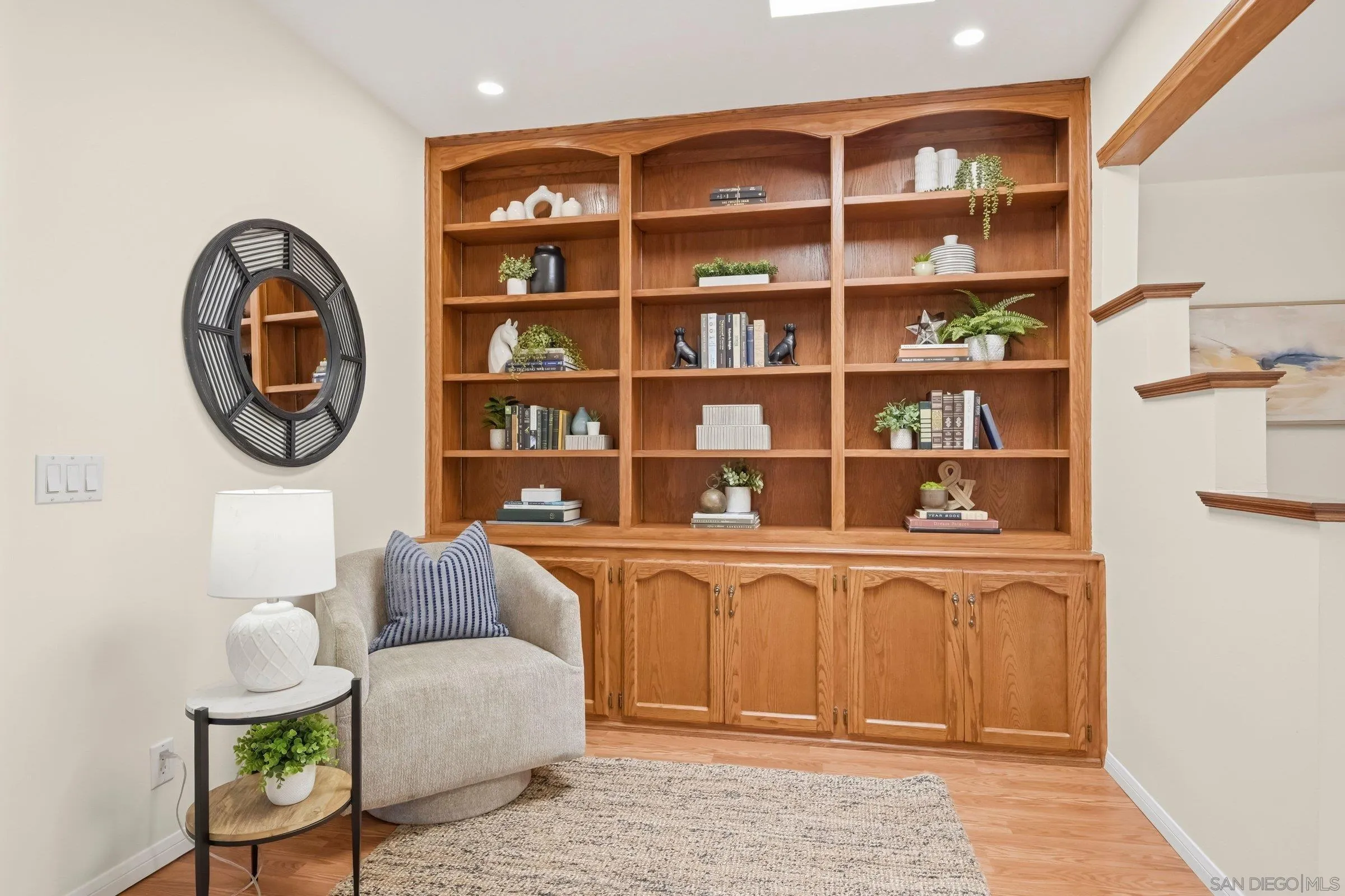https://cdn.realtyfeed.com/cdn/127/260012364/a5b941710b73aa38cf061419e09f34a5.webp