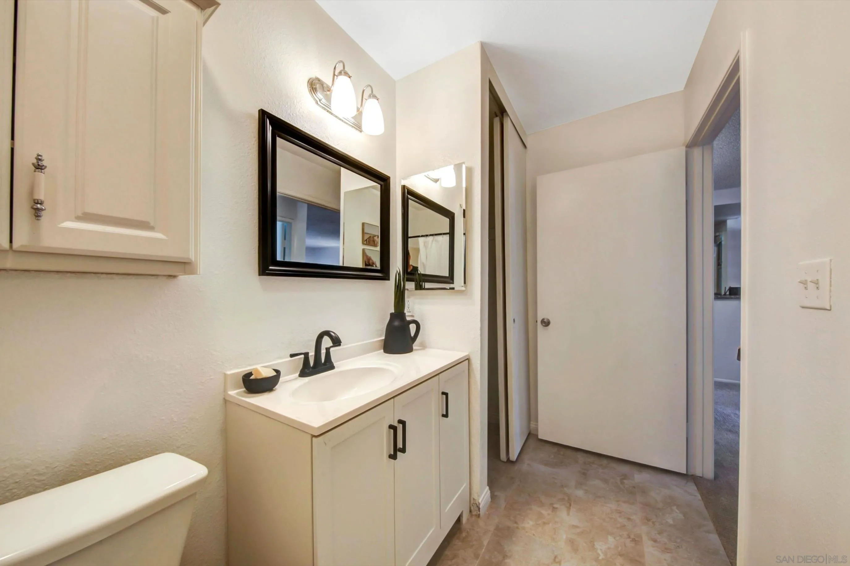 Photo #11: 260012367 Listing: Photo #11