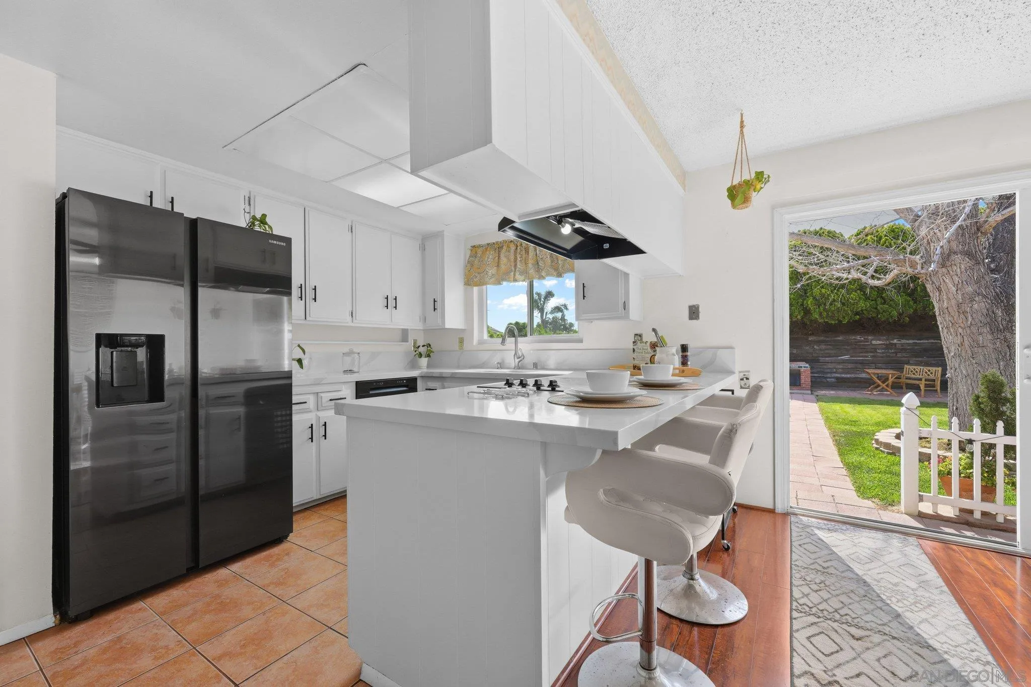 https://cdn.realtyfeed.com/cdn/127/260012372/754430b0d527988171d36dfefe07e634.webp