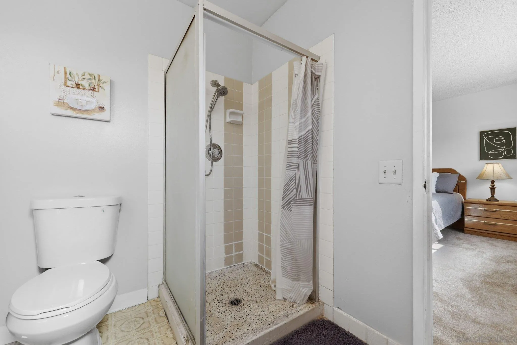 https://cdn.realtyfeed.com/cdn/127/260012372/a2fd5963c0506b3a3ac0671909771863.webp