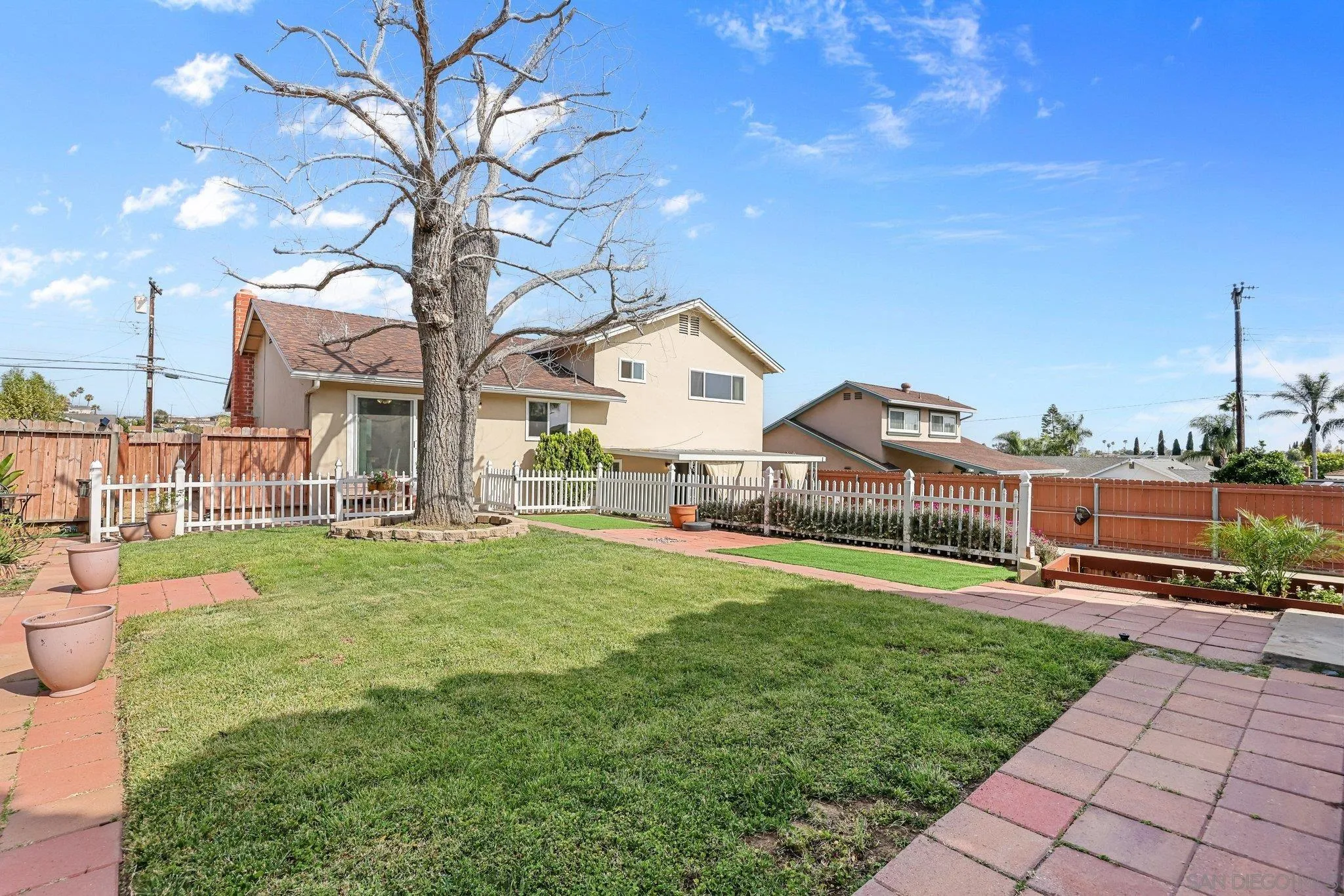 https://cdn.realtyfeed.com/cdn/127/260012372/f4b1ea98fc09a500fda025eafe221b8f.webp