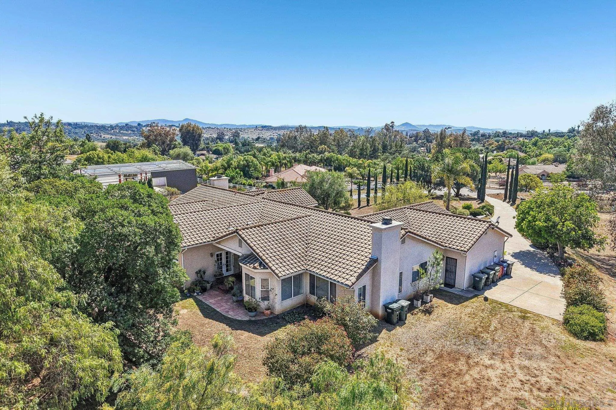 https://cdn.realtyfeed.com/cdn/127/260012373/4ea229d6f5adeb42b95a9e379b8e9f2d.webp