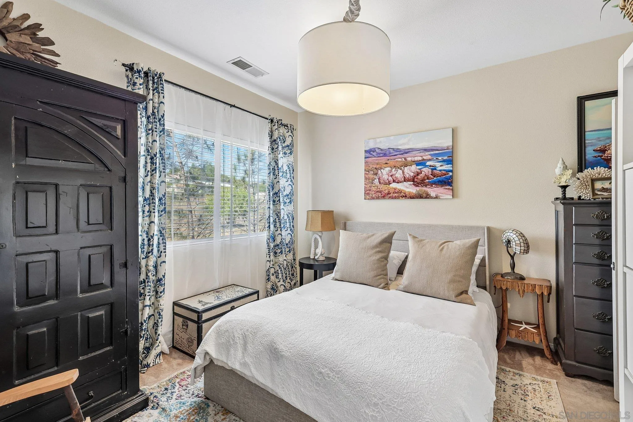 https://cdn.realtyfeed.com/cdn/127/260012373/b760537f34c774d07ceaa660c1b34845.webp