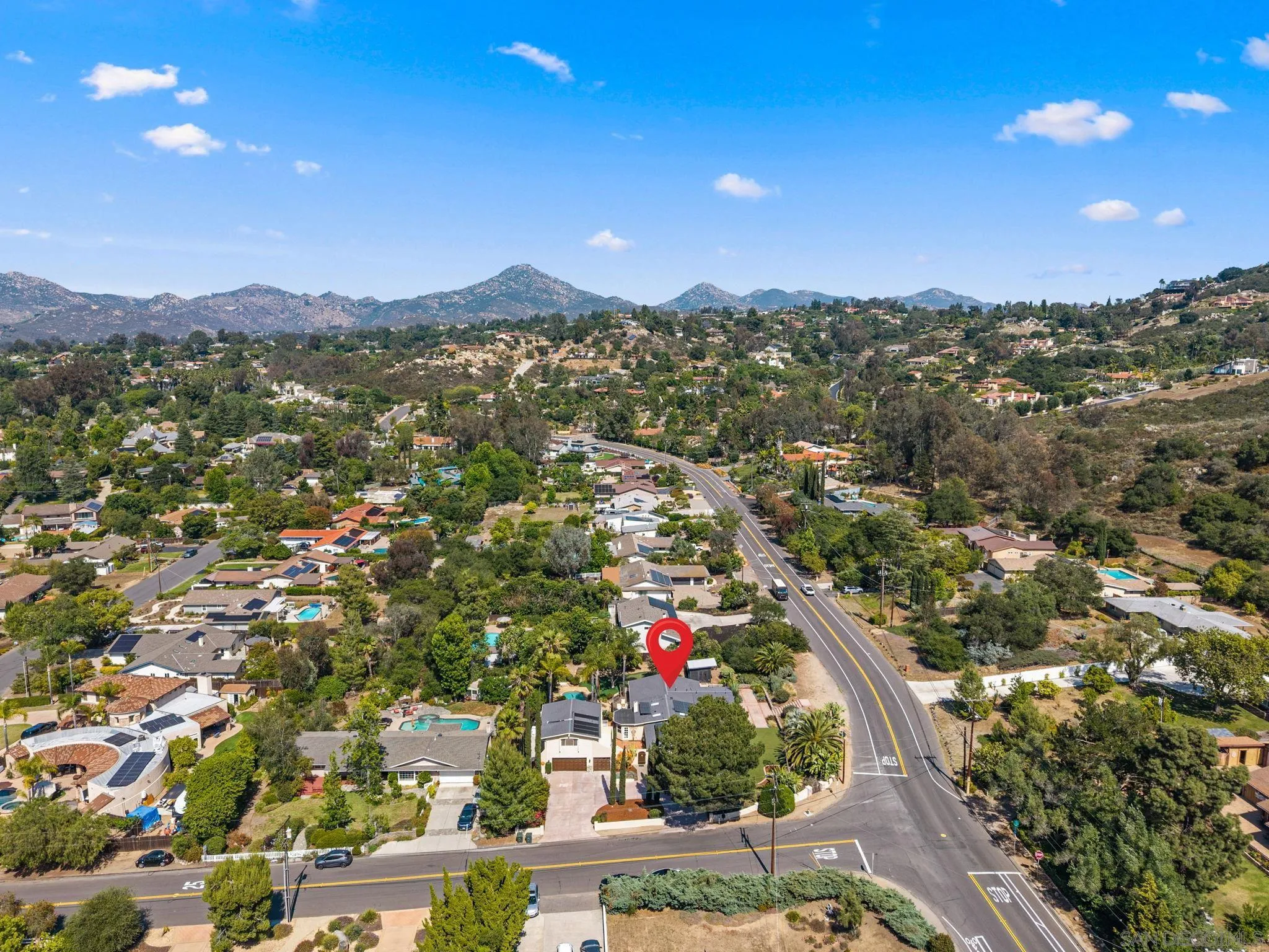 https://cdn.realtyfeed.com/cdn/127/260012378/02395c5403797705669a10f773df0825.webp