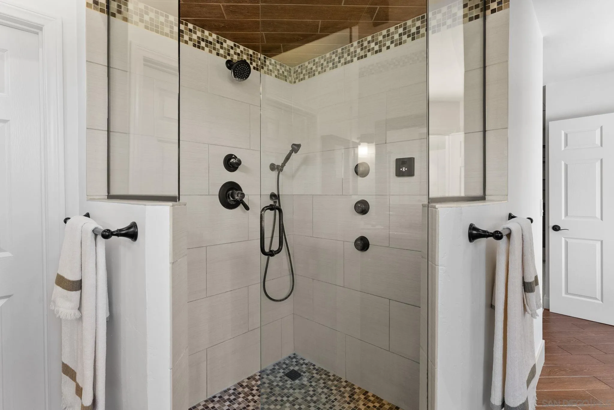 https://cdn.realtyfeed.com/cdn/127/260012378/52e93a665d93d23410d41ca5b7697e0a.webp