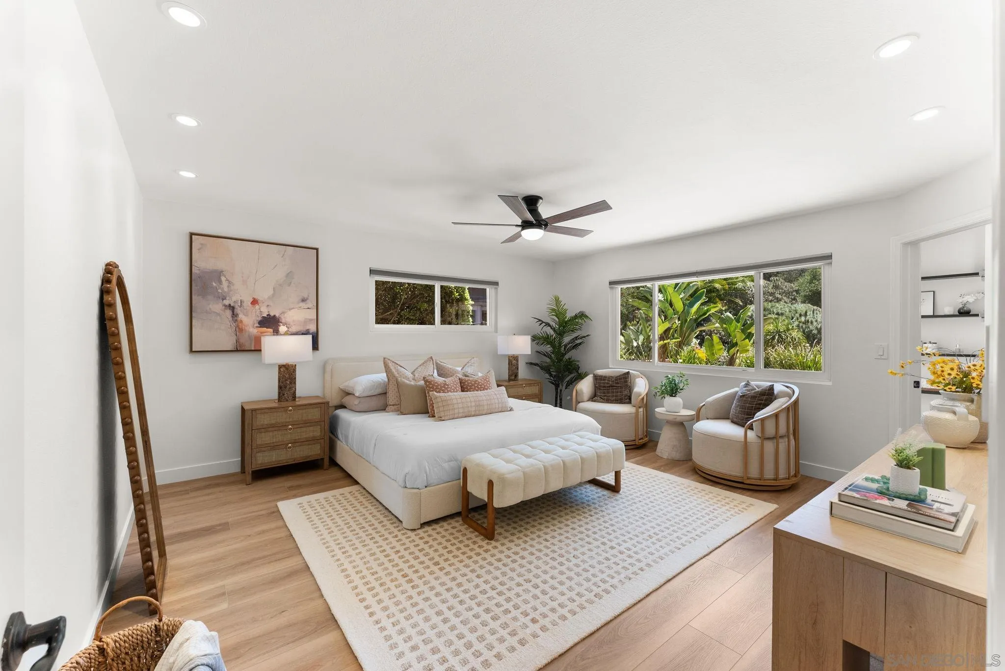 https://cdn.realtyfeed.com/cdn/127/260012378/8a2634d7c4d54010ac51f4ab8241b63f.webp