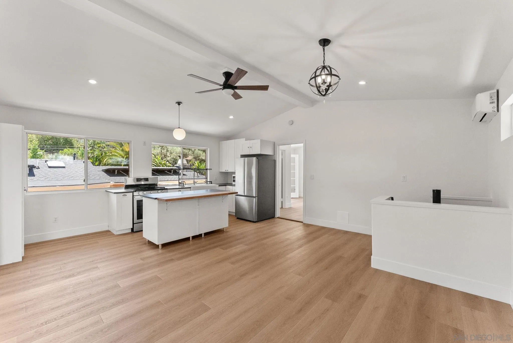 https://cdn.realtyfeed.com/cdn/127/260012378/be54327cc9a0208c70f992fbe8ba6e51.webp