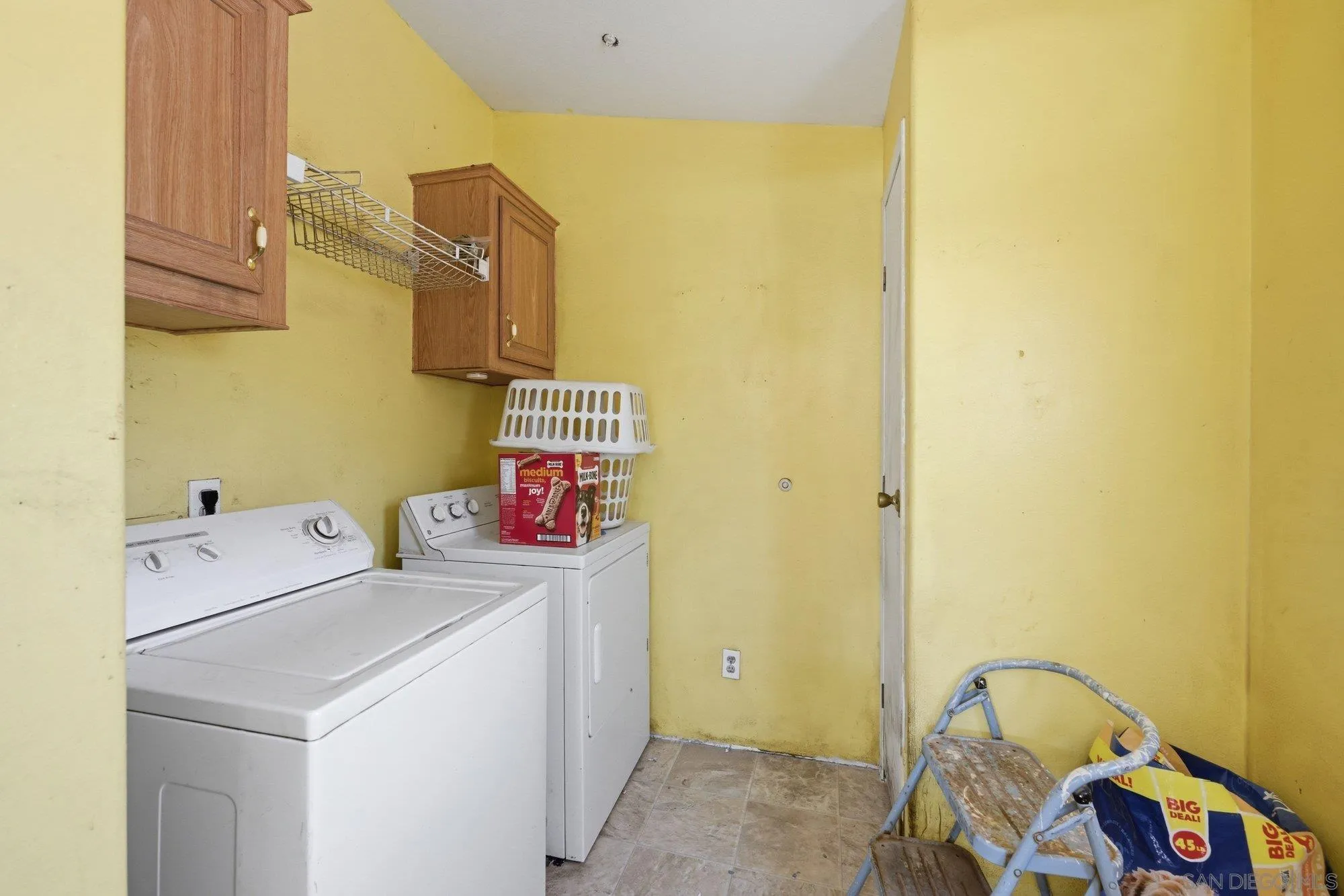 https://cdn.realtyfeed.com/cdn/127/260012388/6f602d57894eff364882a55dfef36a8d.webp