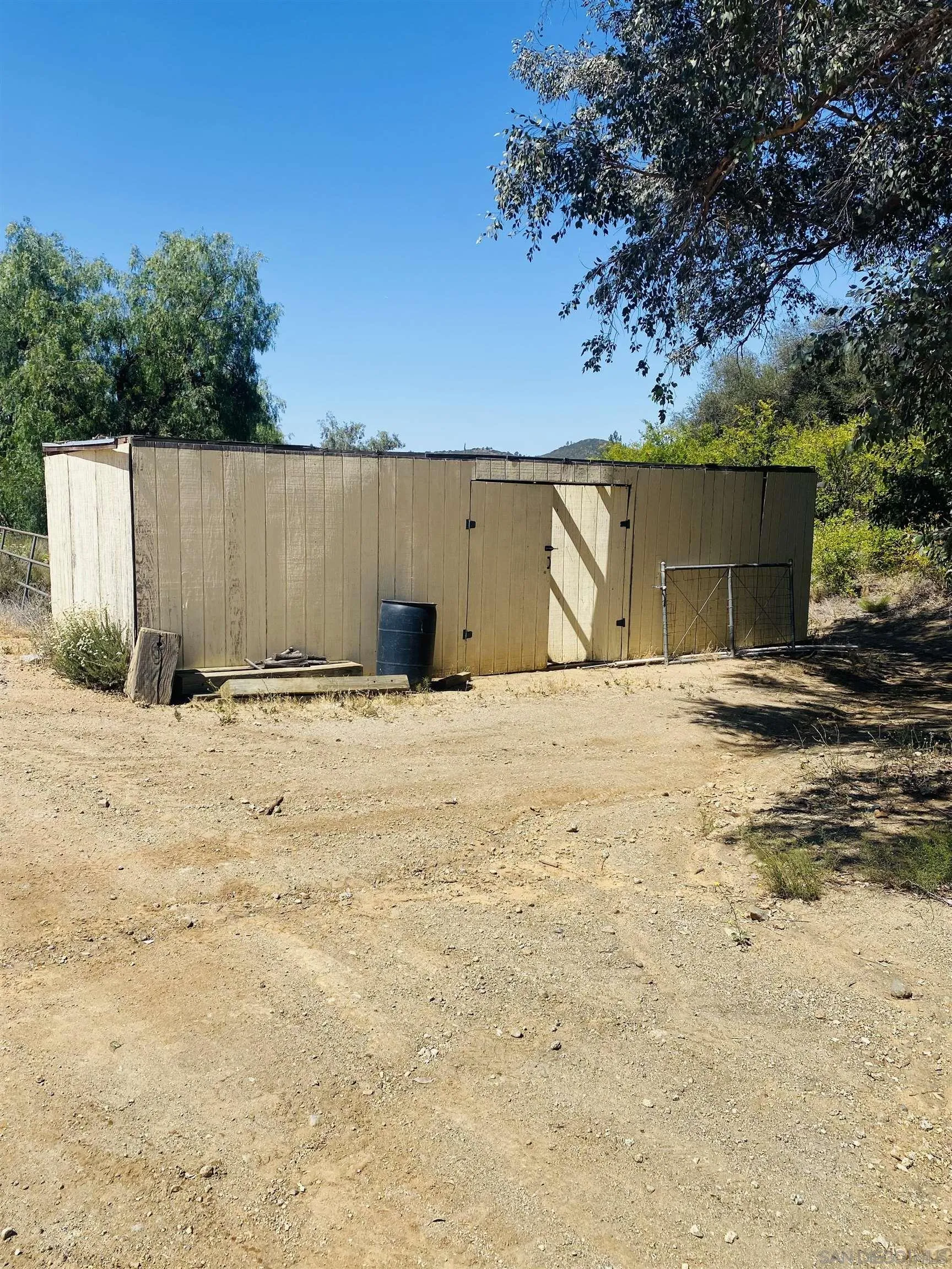 https://cdn.realtyfeed.com/cdn/127/260012388/c5d4ad06c1be54baeb0a283b27f5f0e7.webp