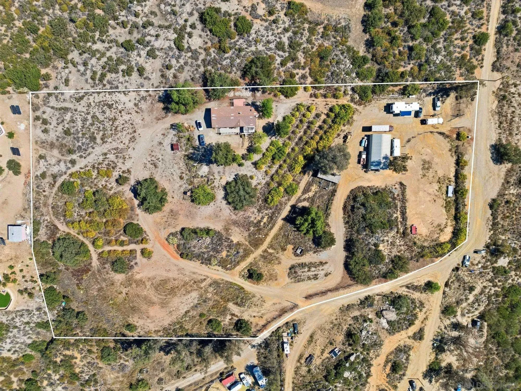 https://cdn.realtyfeed.com/cdn/127/260012388/e0b17efb70822d052fccf175e872e783.webp
