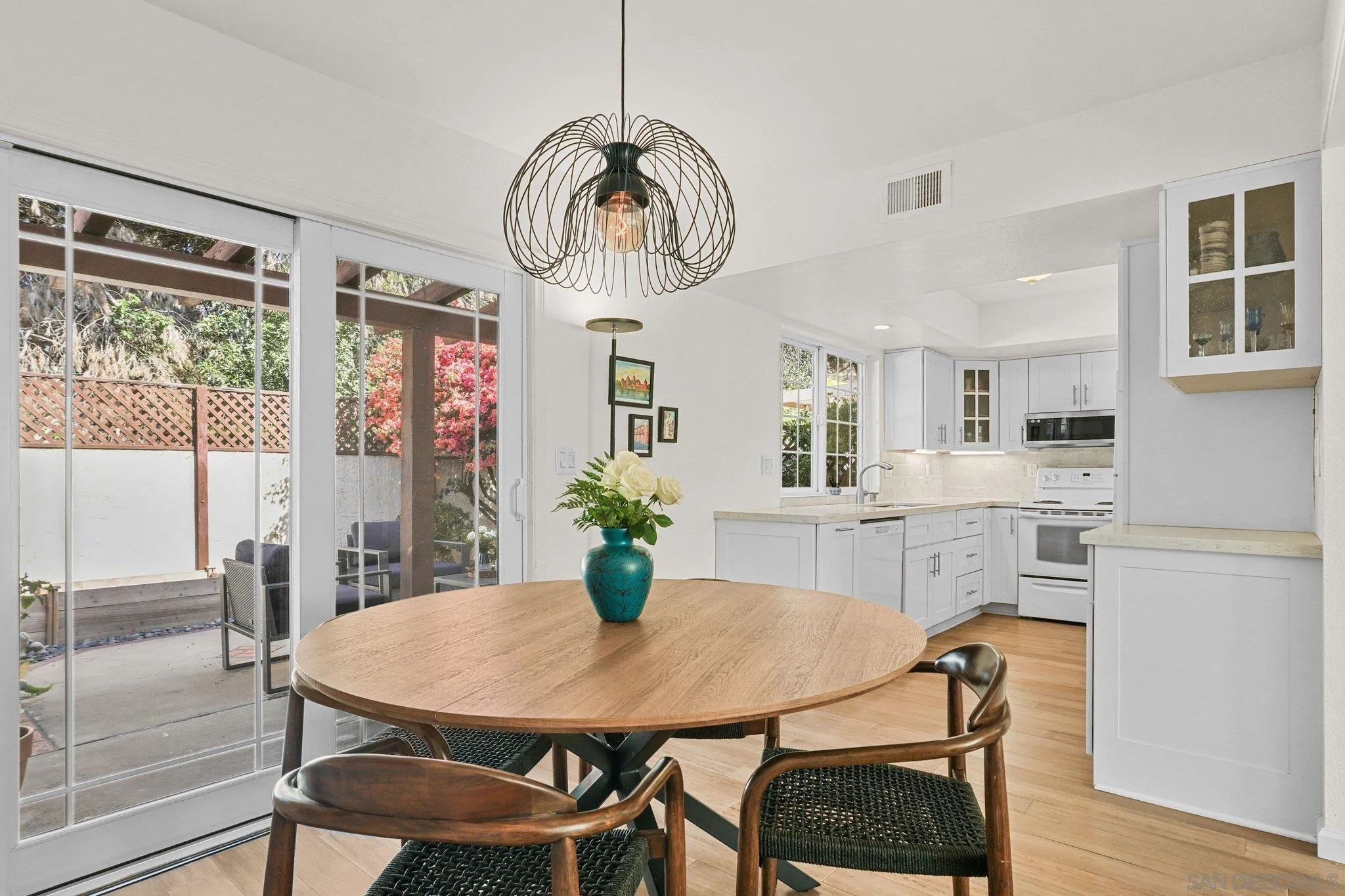 Photo #7: 260012389 Listing: Photo #7