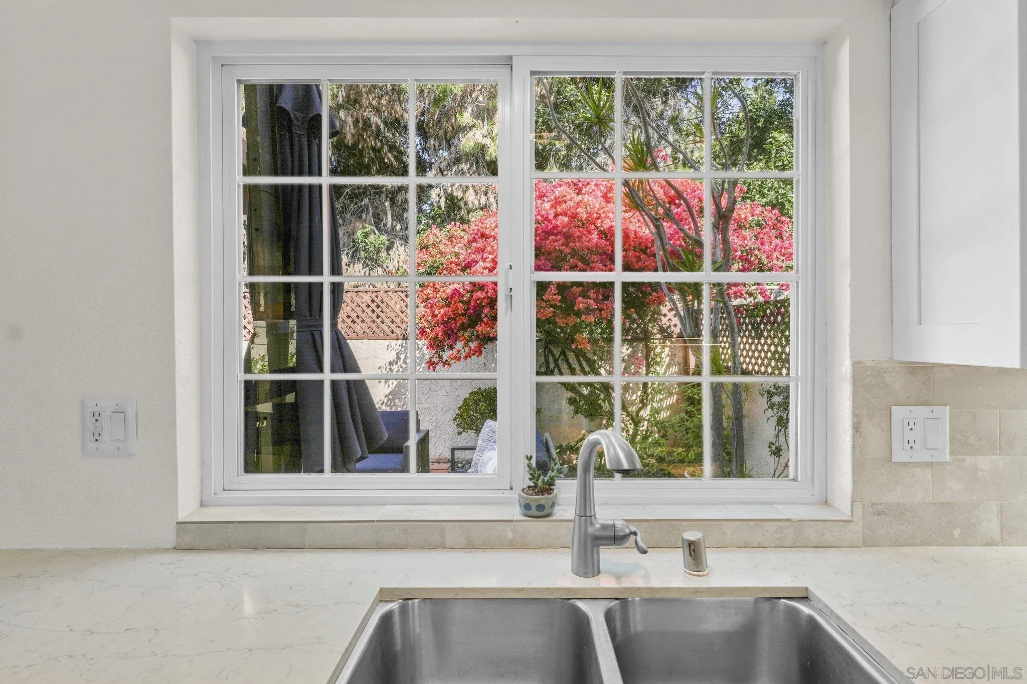 Photo #10: 260012389 Listing: Photo #10