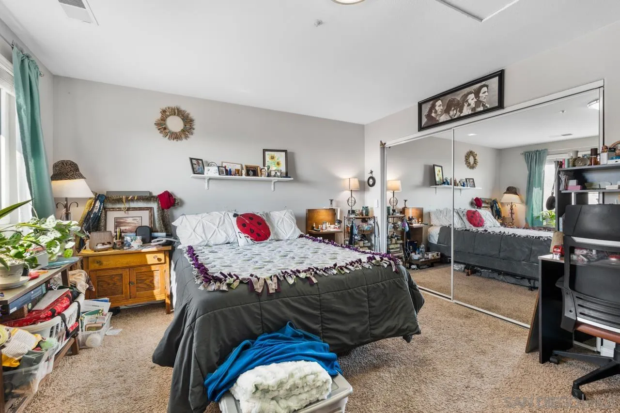 https://cdn.realtyfeed.com/cdn/127/260012398/0fb41955a3745347686cef38ebe0dd92.webp
