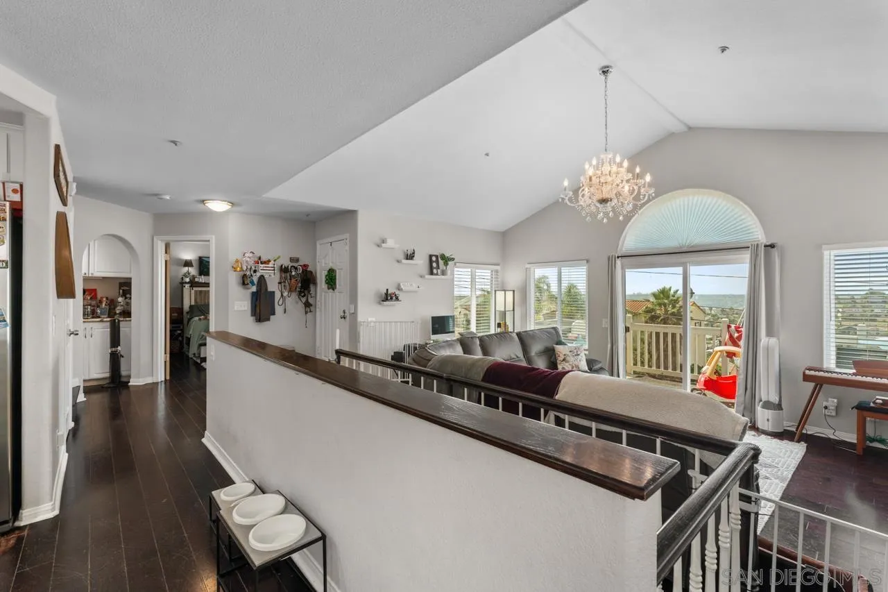 https://cdn.realtyfeed.com/cdn/127/260012398/3234f4b015855bf010ffff359cf36a7c.webp